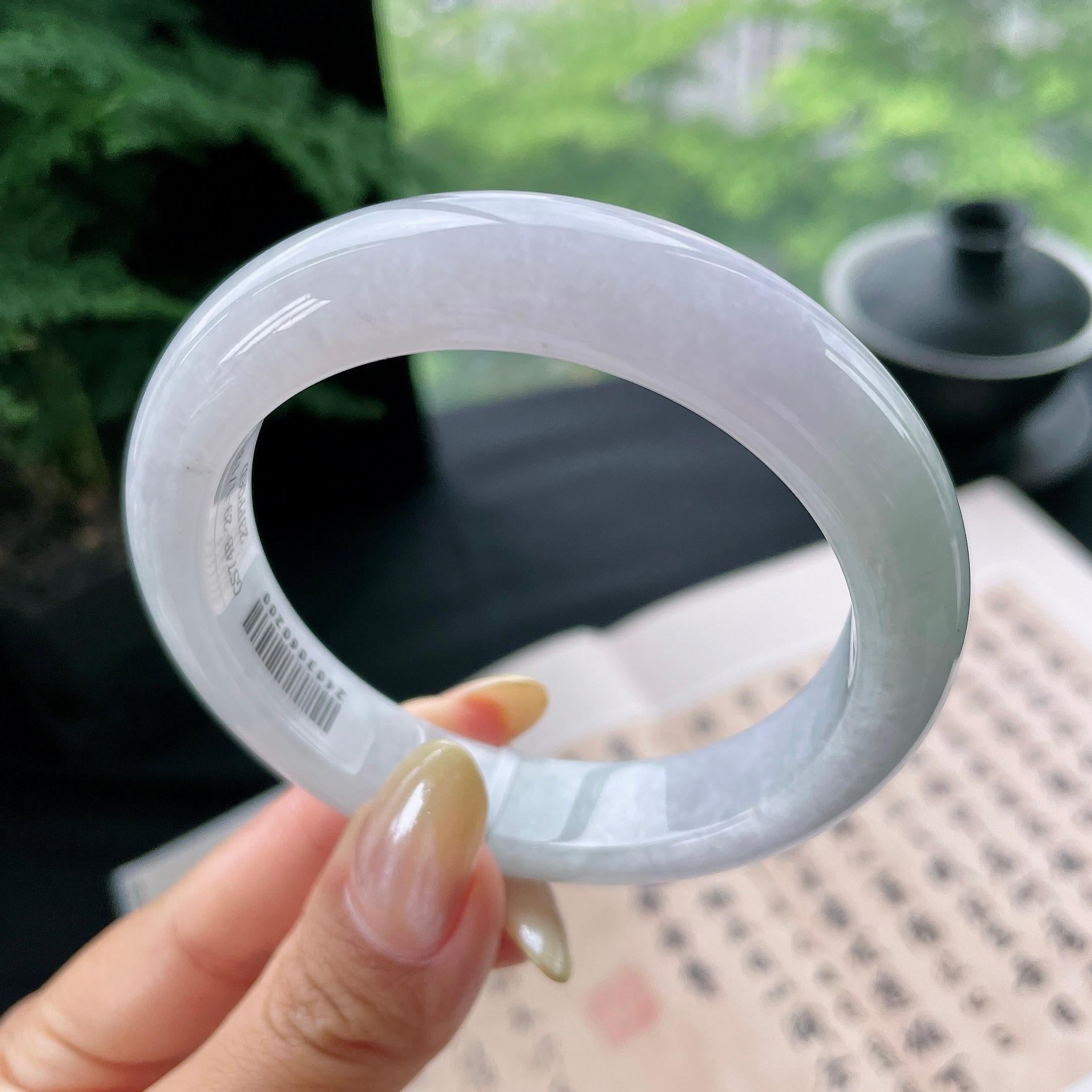 细糯种淡春彩正圈平安镯57圈 天然缅甸A货翡翠（yc473068）