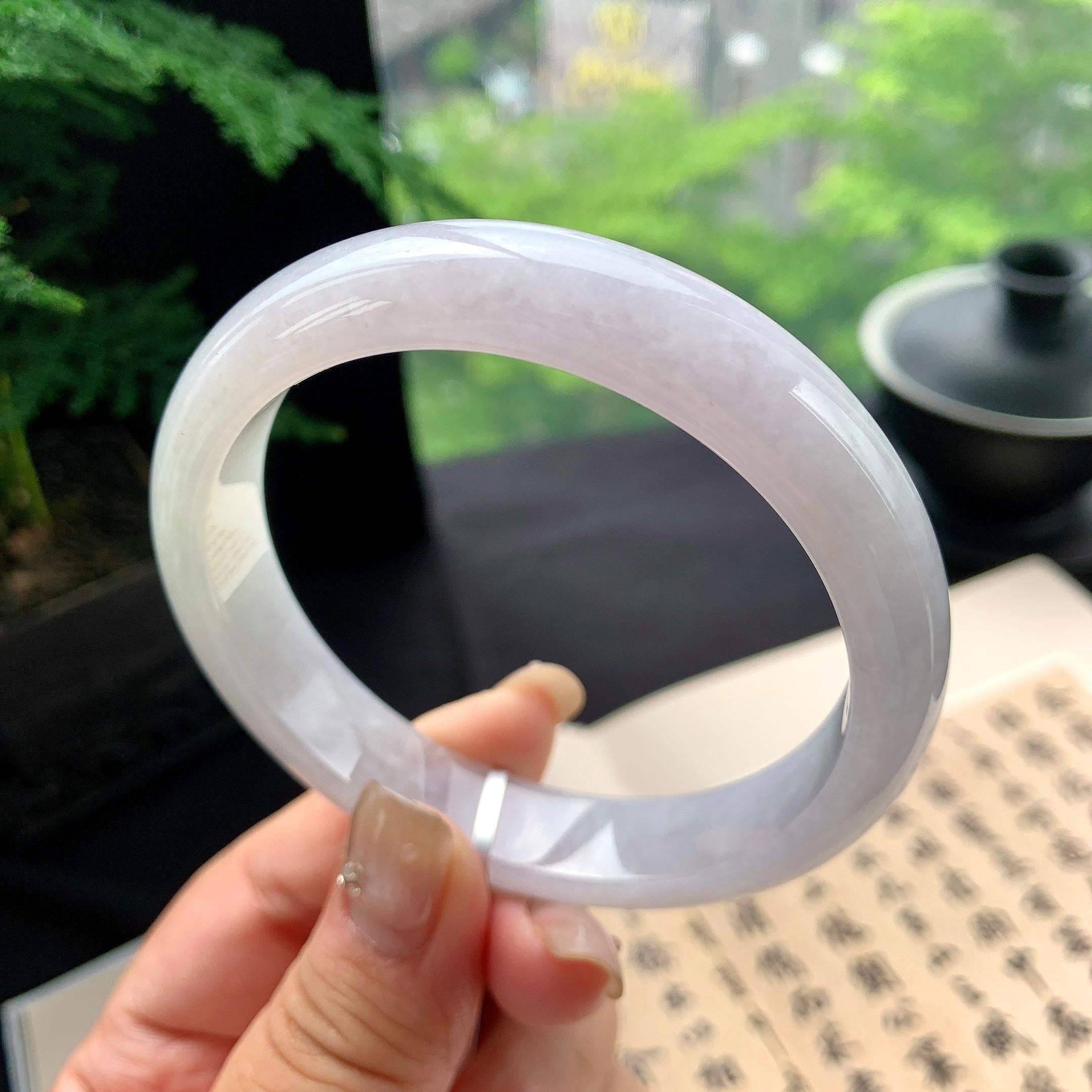 大圈口 细糯种淡紫罗兰正圈平安镯 61.2圈口 天然缅甸A货翡翠（yc473083）