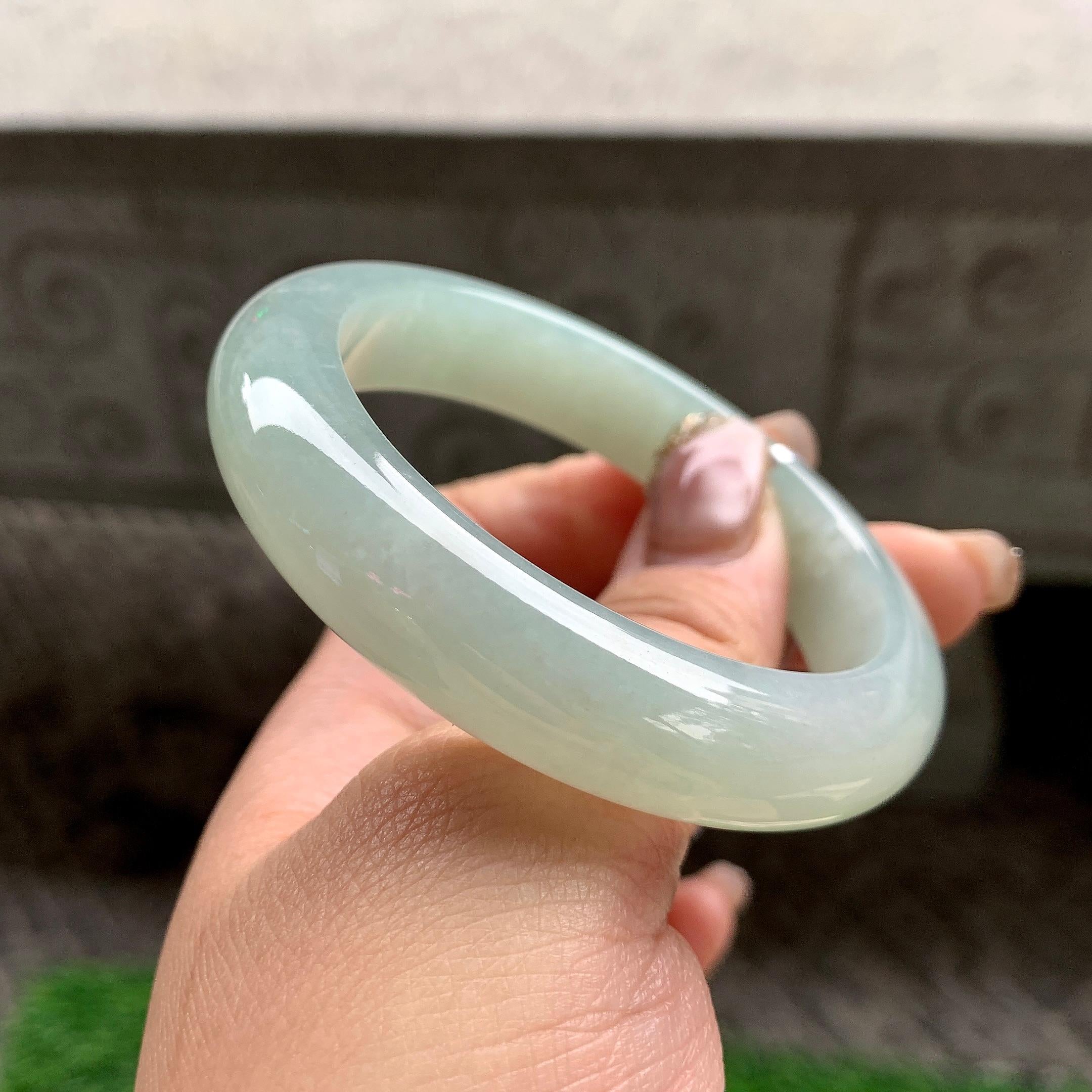 细糯种淡晴底平安镯（53.4mm）（yc288712）