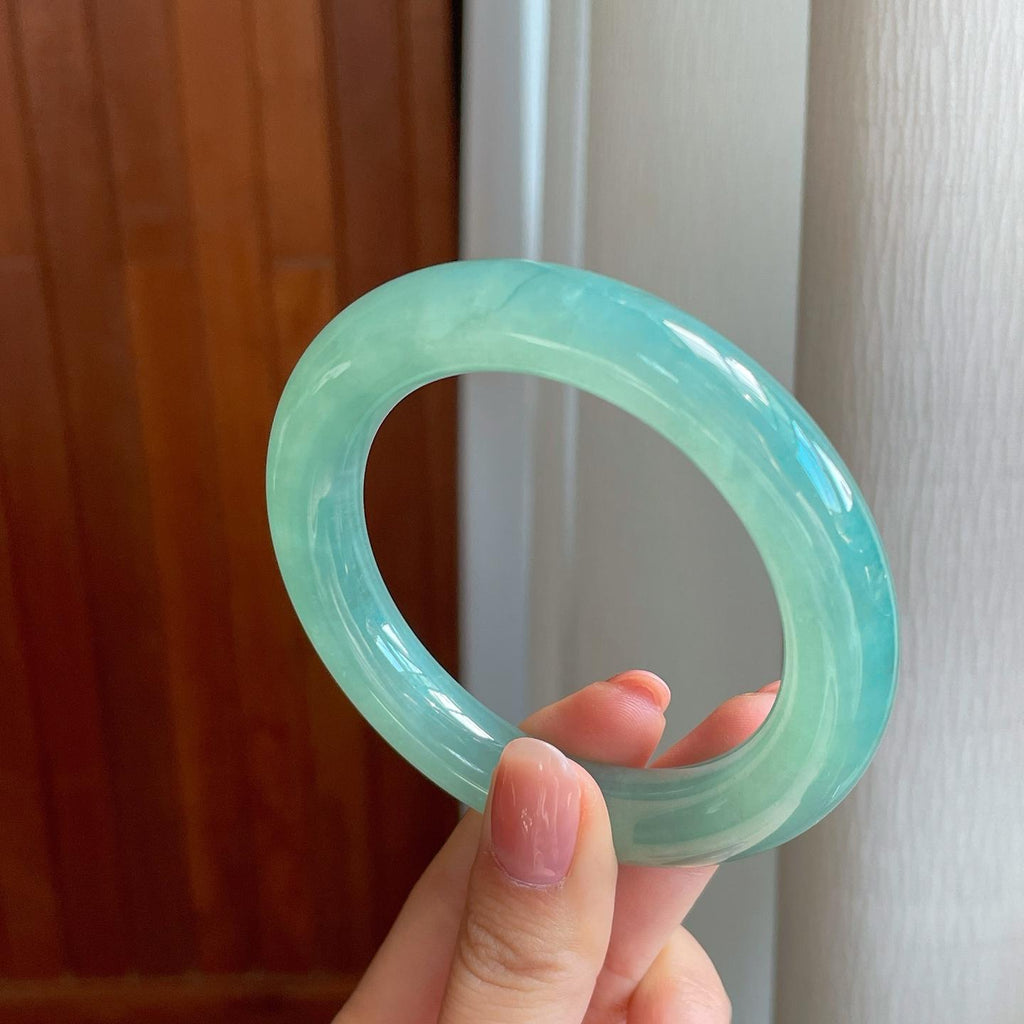 冰种晴底翡翠圆条手镯（55.6mm)（yc323867）
