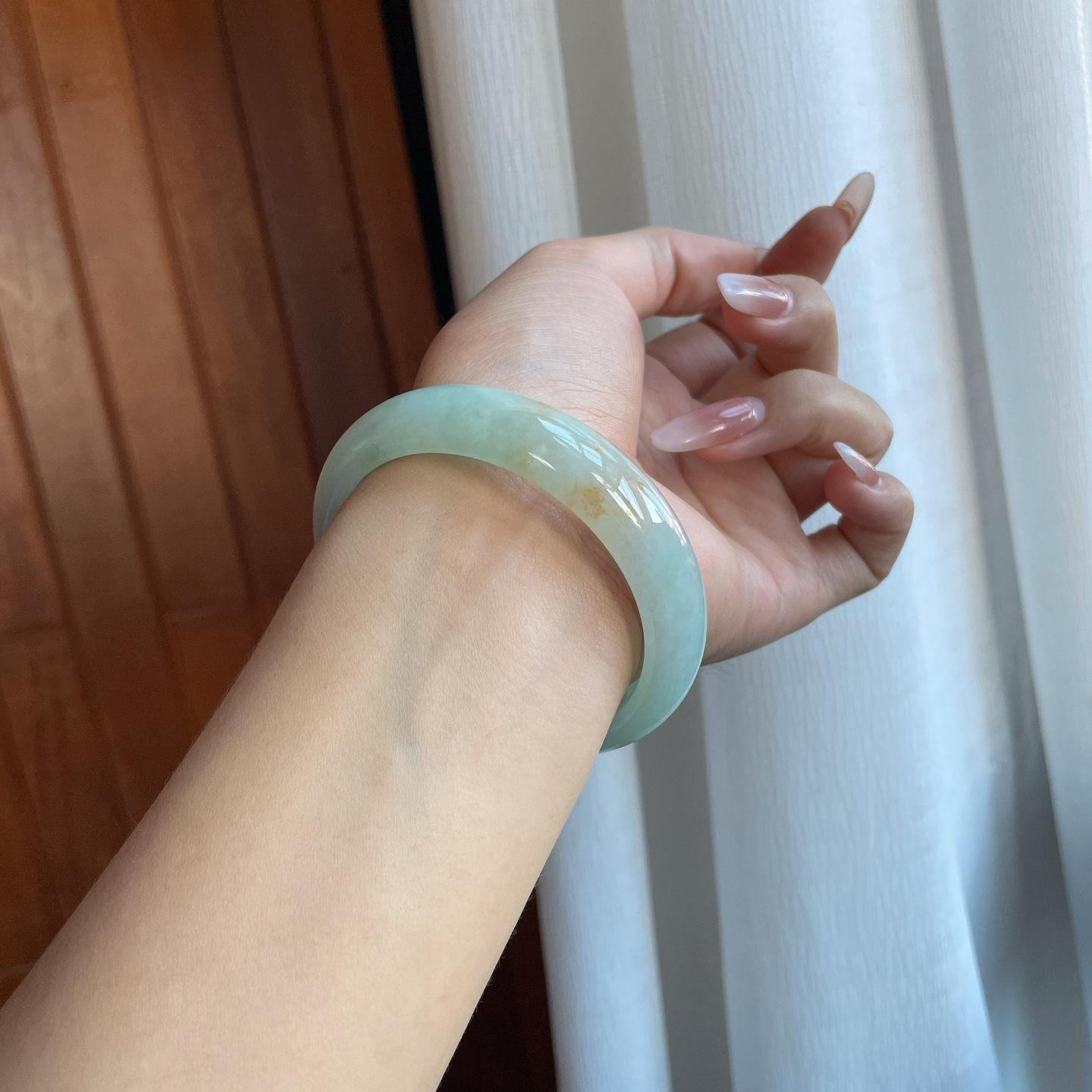 糯冰晴底飘黄翡翡翠平安镯（58mm）（yc266502）