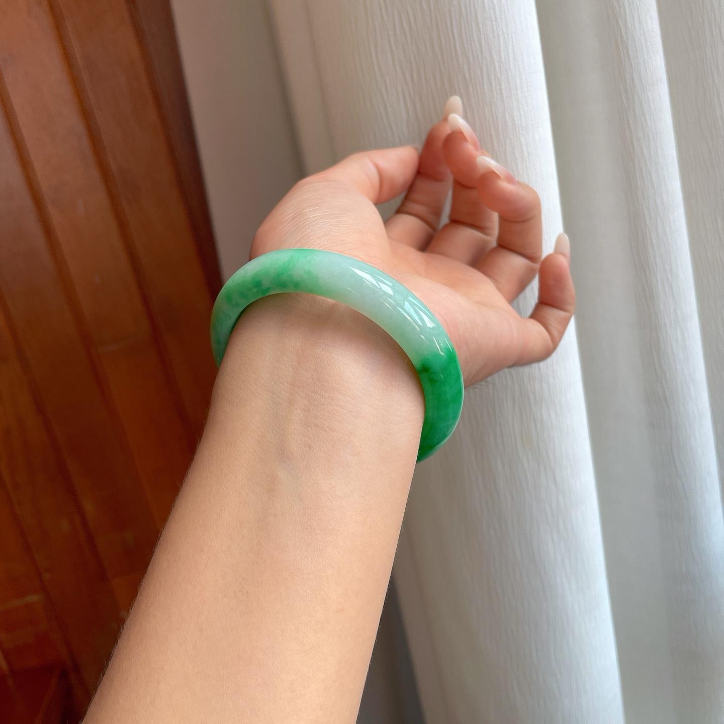 糯冰满绿翡翠平安镯（57.5mm）（yc259091）