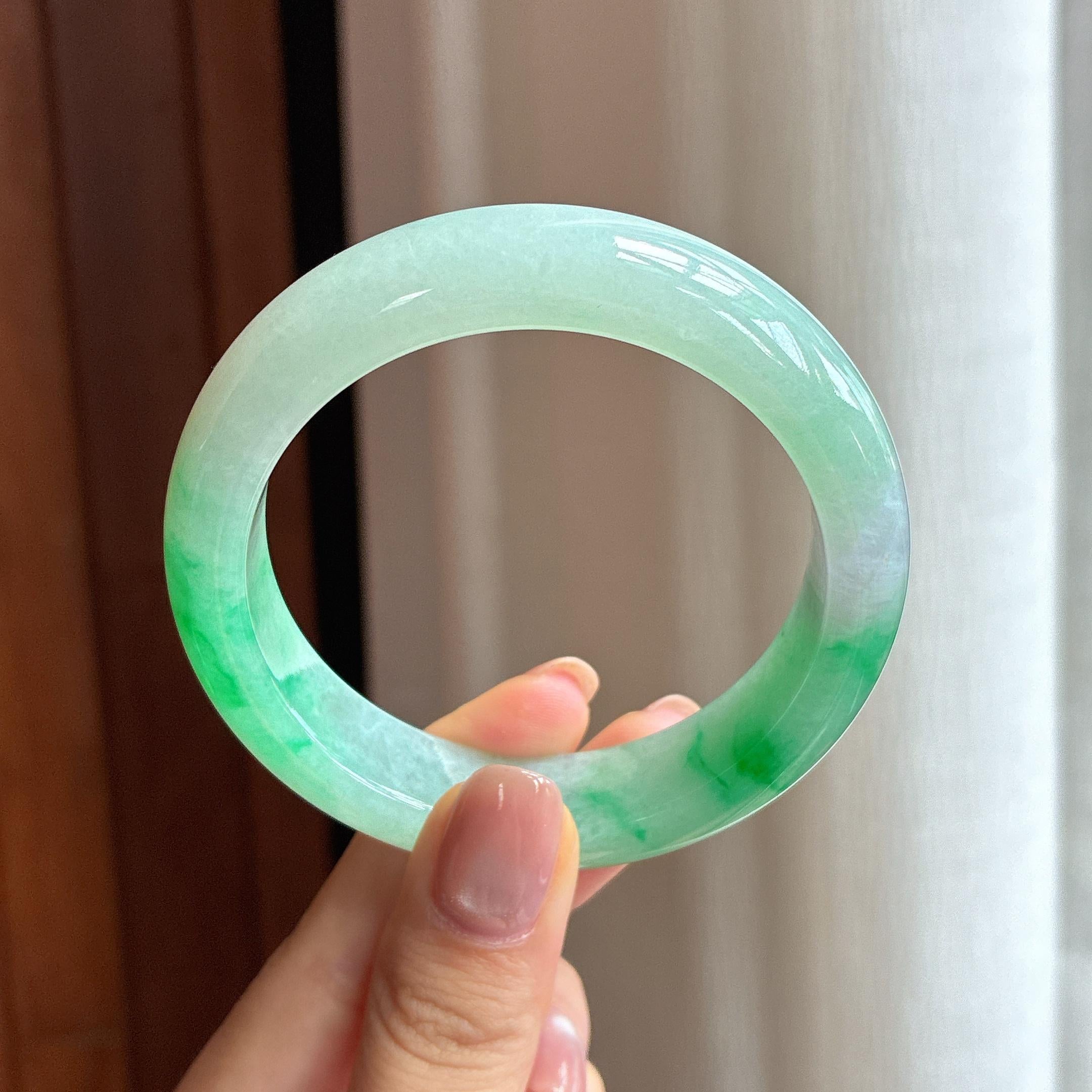 糯冰带色翡翠平安镯（54.3mm)（yc422926）