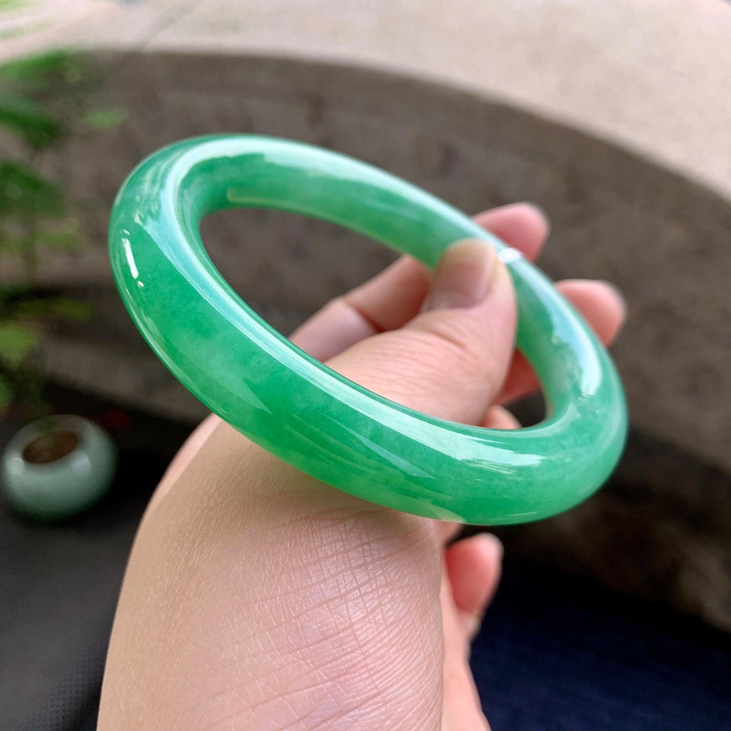 细糯种翠绿圆条手镯（58.2mm）（yc264521）