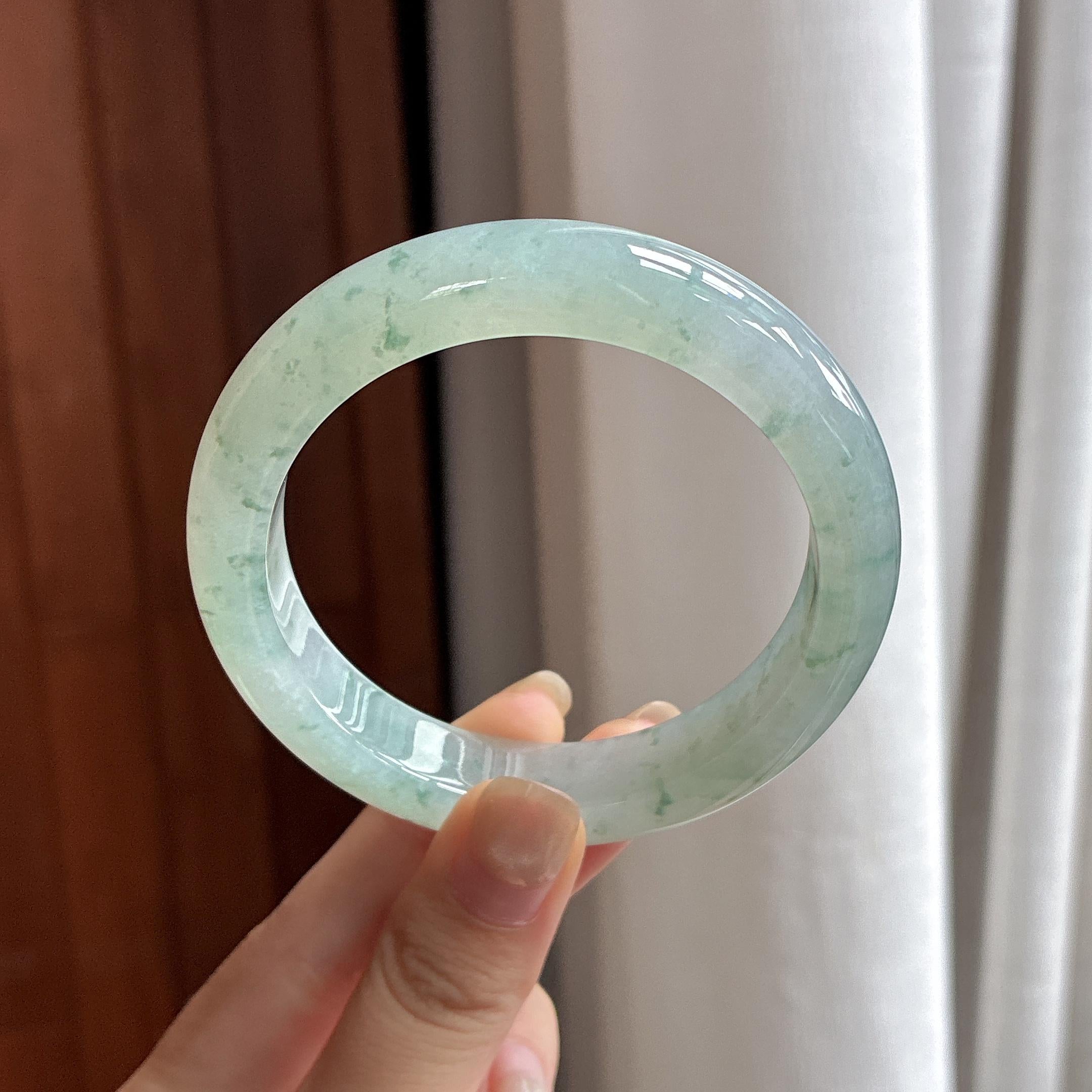 冰种晴底带飘花正圈平安镯 57圈 天然缅甸A货翡翠（yc484422）