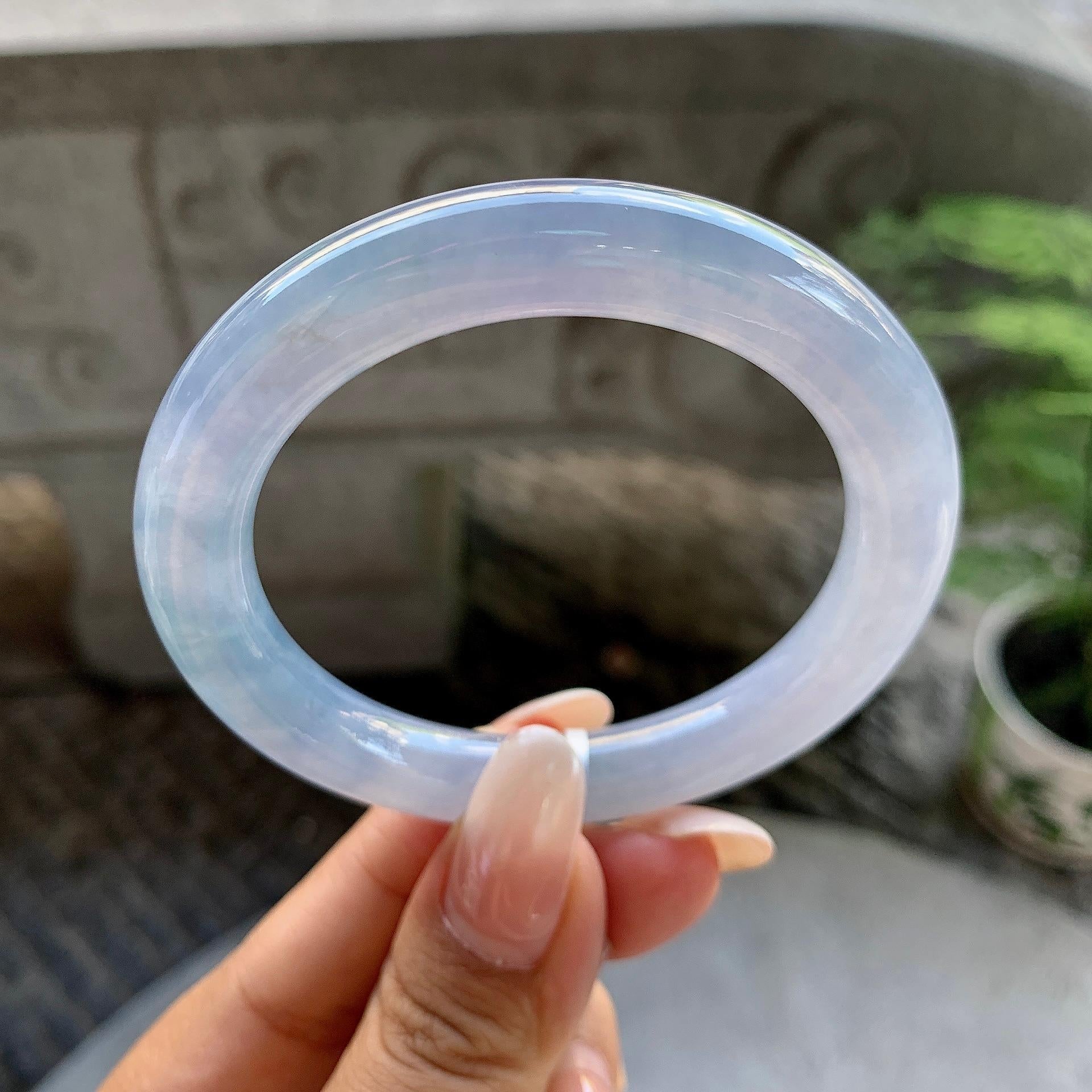 糯冰种紫罗兰圆条手镯（53mm）