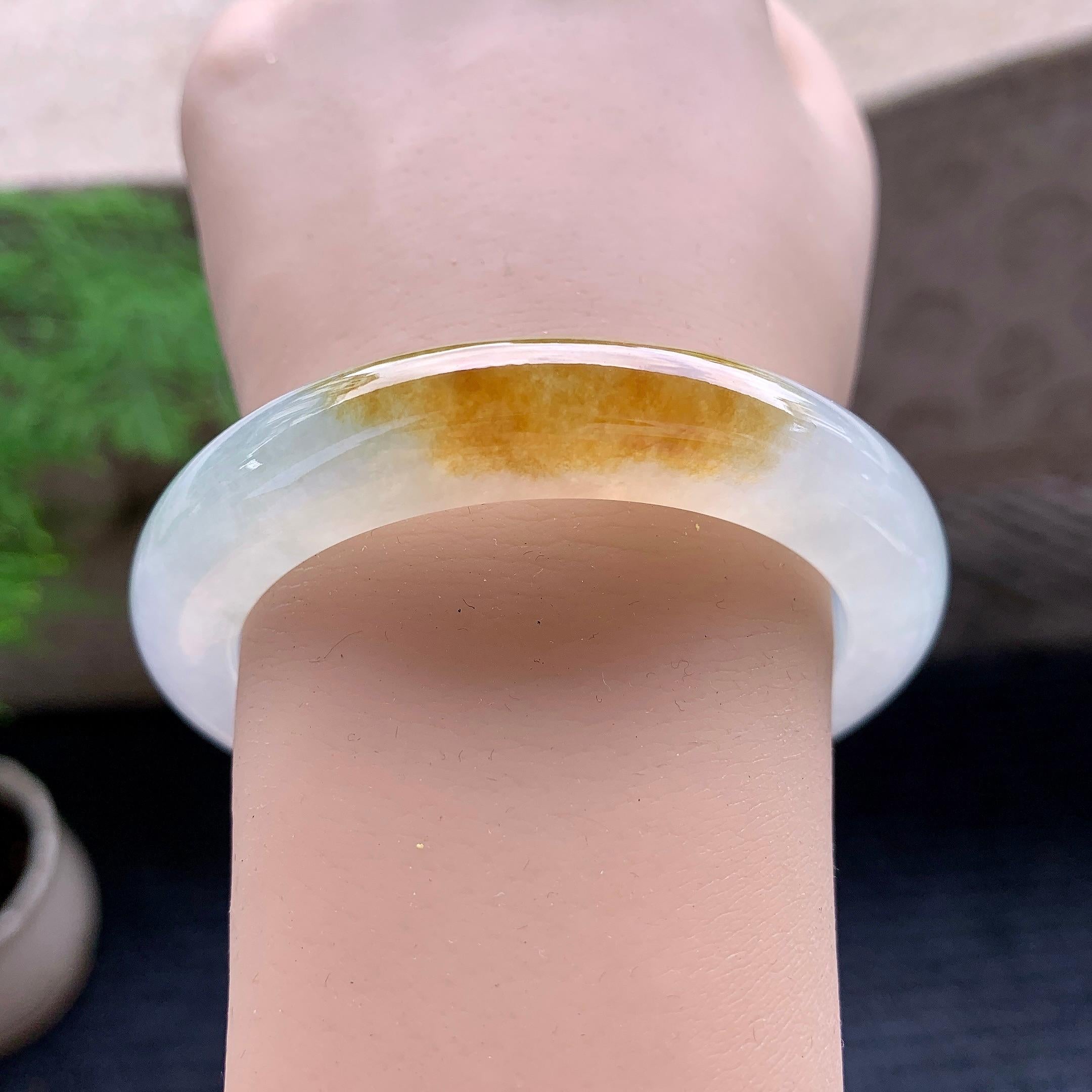 糯冰种飘黄翡平安镯（53.3mm）（yc195923）