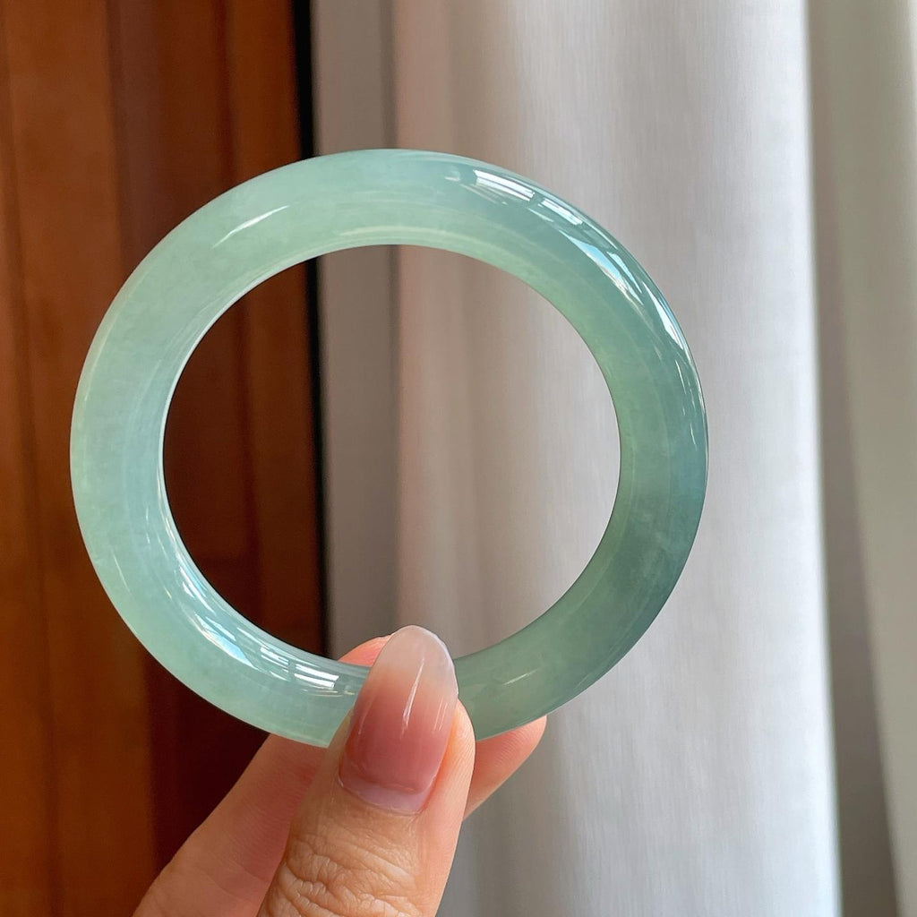 冰种湖水绿翡翠圆条手镯（54.5mm）（yc313025）