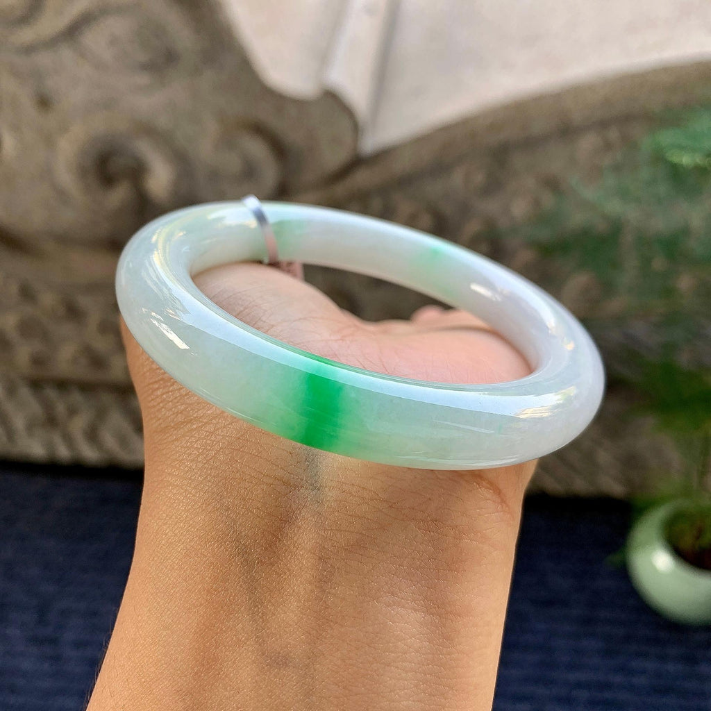 细糯种飘绿圆条手镯（56.6mm）（yc248100）