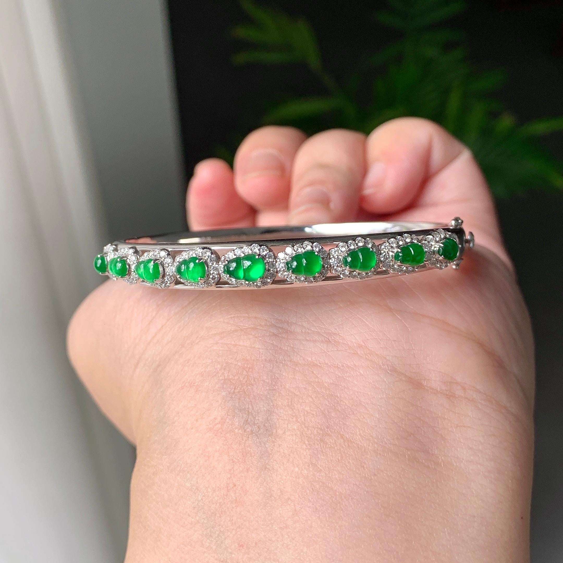 18K金钻镶糯冰种满绿葫芦贵妃手镯（活扣）（yc246599）