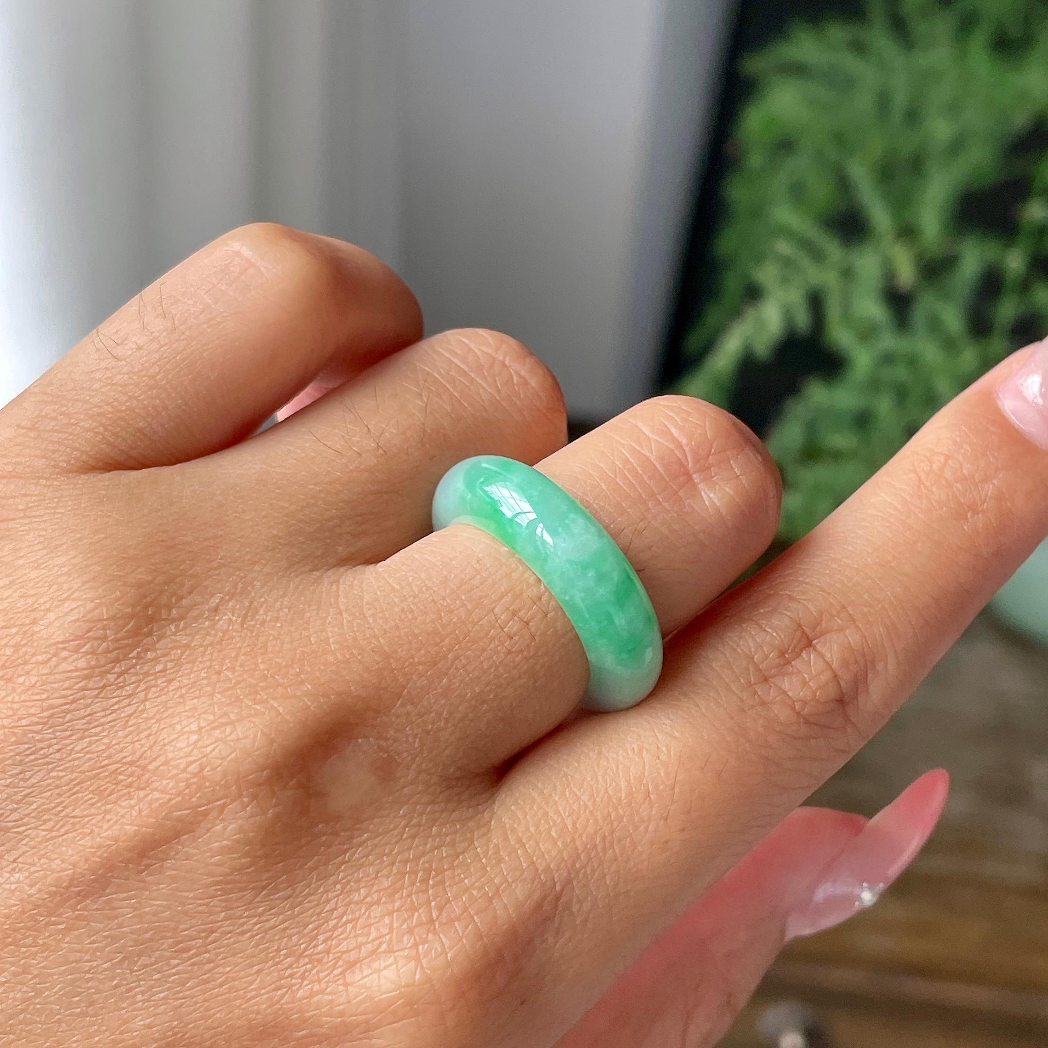 细糯种飘绿指环         天然缅甸A货翡翠（yc447363）