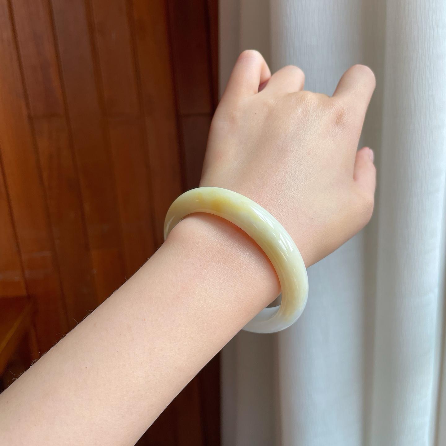 糯冰黄翡翡翠平安镯（55.2mm)（yc370426）