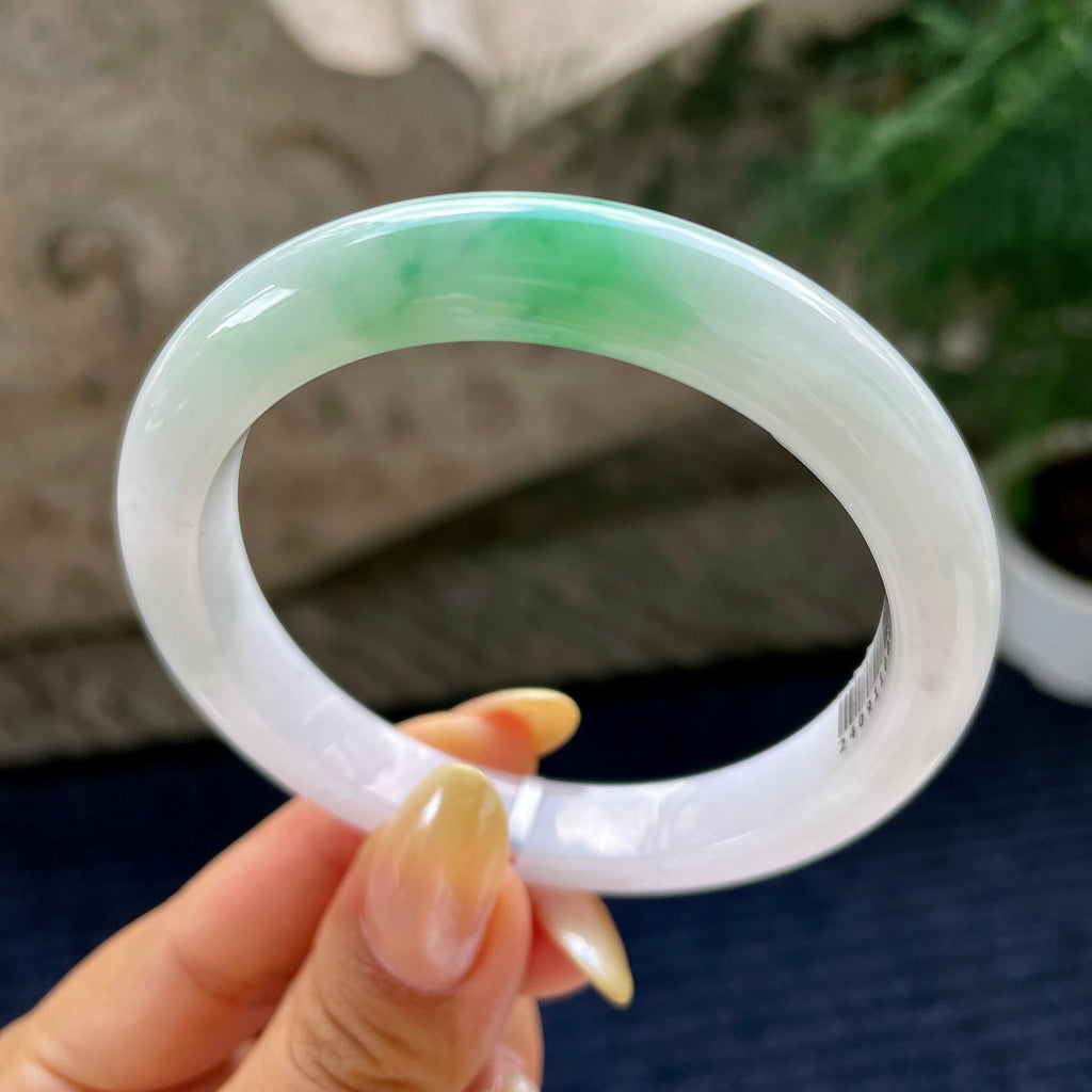 细糯种飘绿正圈平安镯55.8圈 天然缅甸A货翡翠（yc464105）