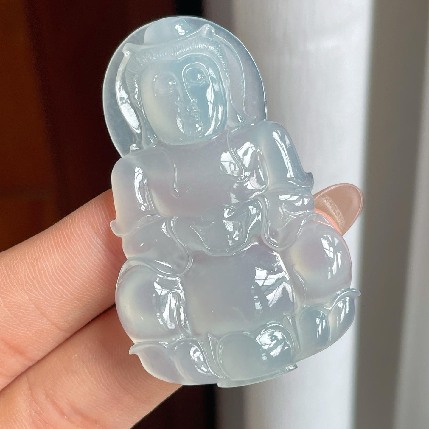 糯冰淡晴底翡翠观音（yc240370）