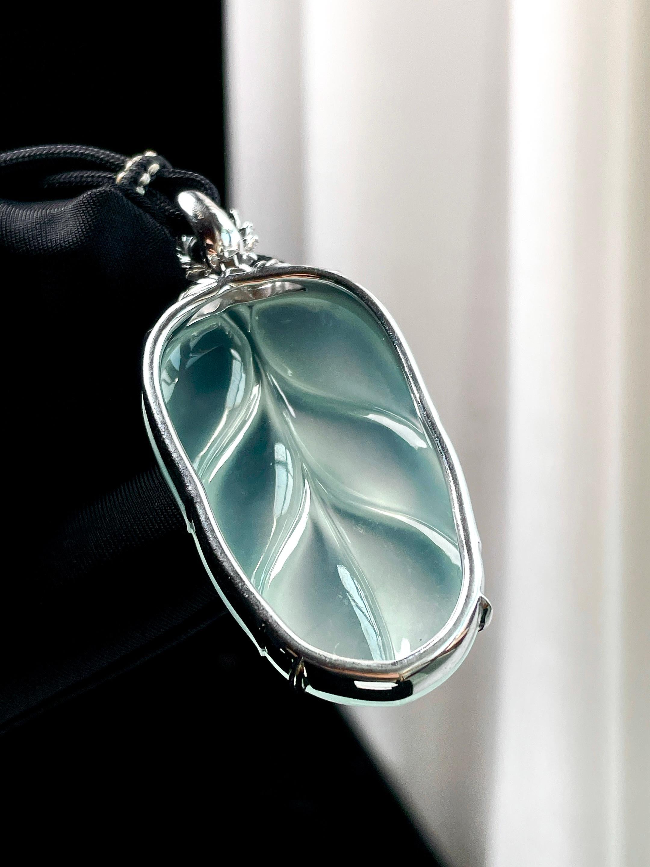 18k金钻镶冰玻种晴底翡翠叶子（yc349413）