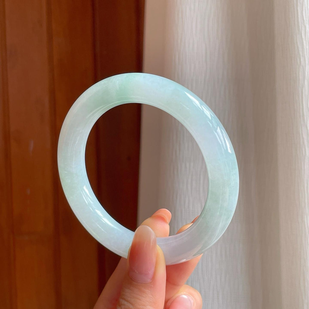 糯冰带色翡翠圆条手镯（54.8mm)（yc348588）