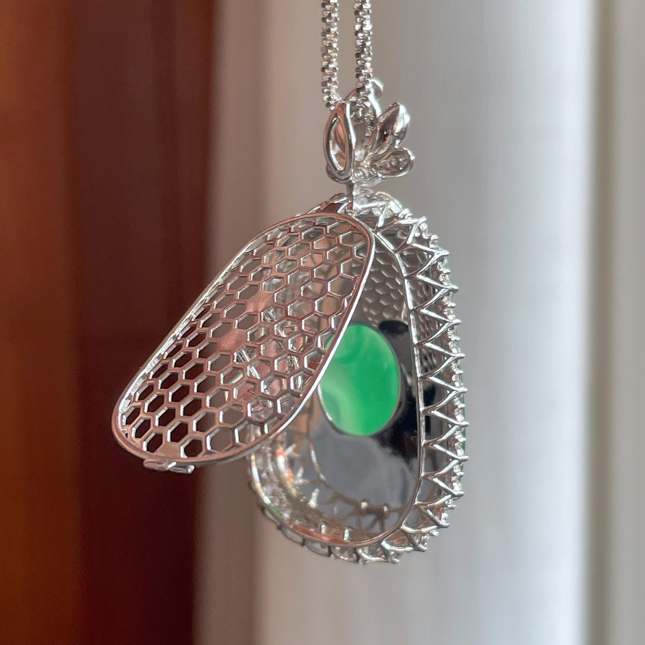 18k金钻镶冰种飘阳绿翡翠如意（yc342541）