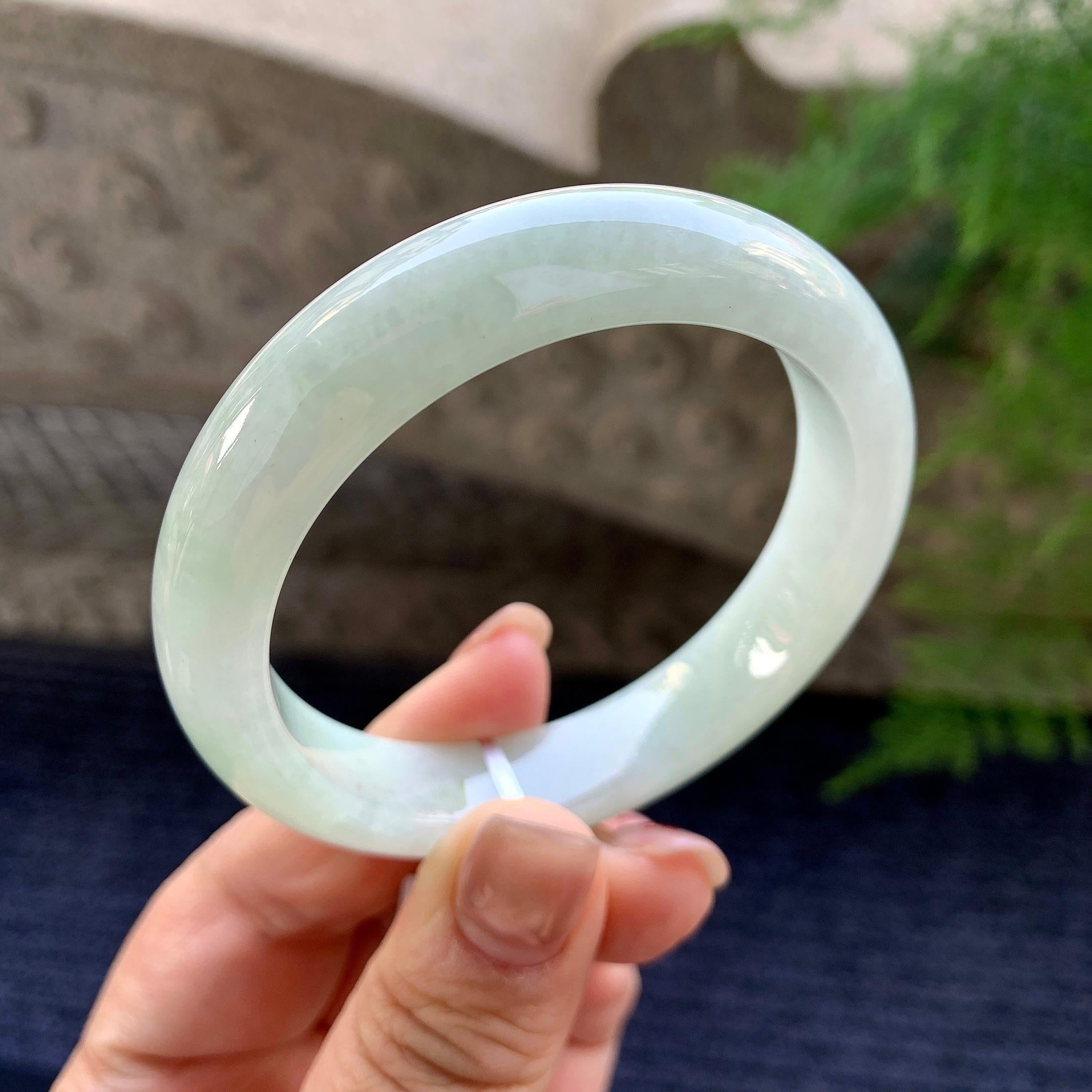 糯种带底色正圈平安镯 54.4圈口 天然缅甸A货翡翠（yc348216）