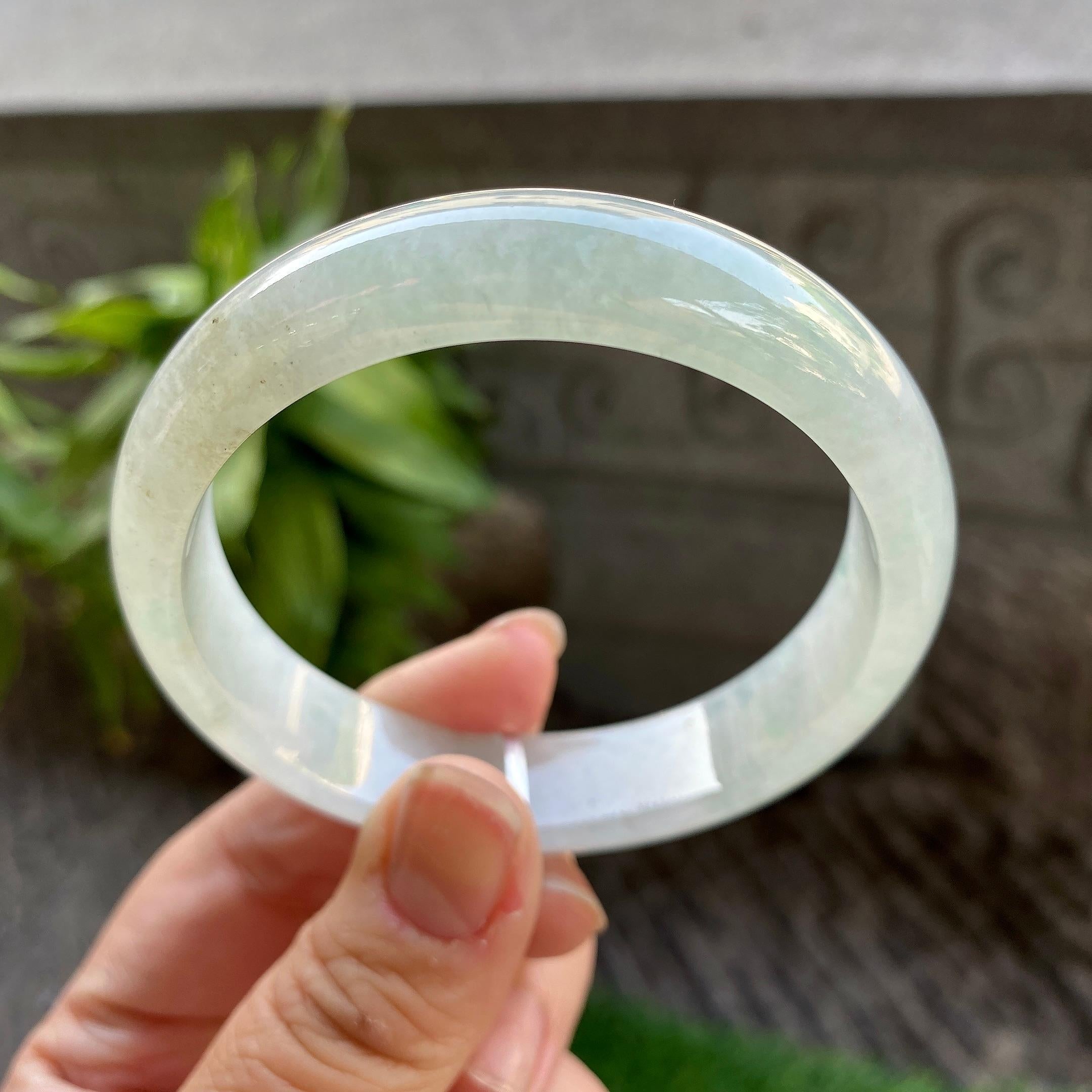 糯冰种淡晴底平安镯（57mm）（yc311879）
