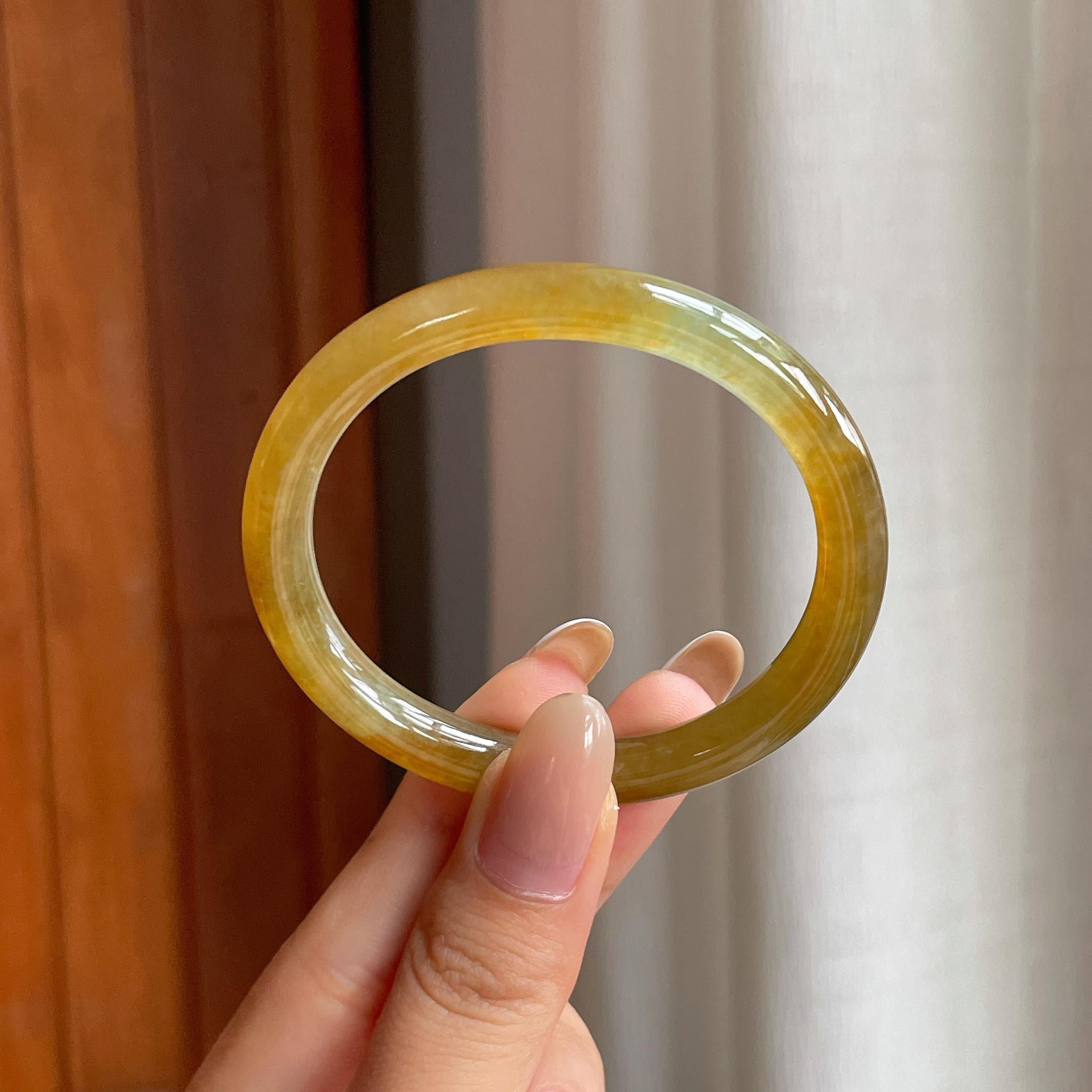 冰种黄翡翡翠贵妃镯（53mm)（yc417034）