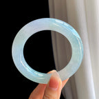 冰种淡底色翡翠圆条手镯（58mm)（yc324017）