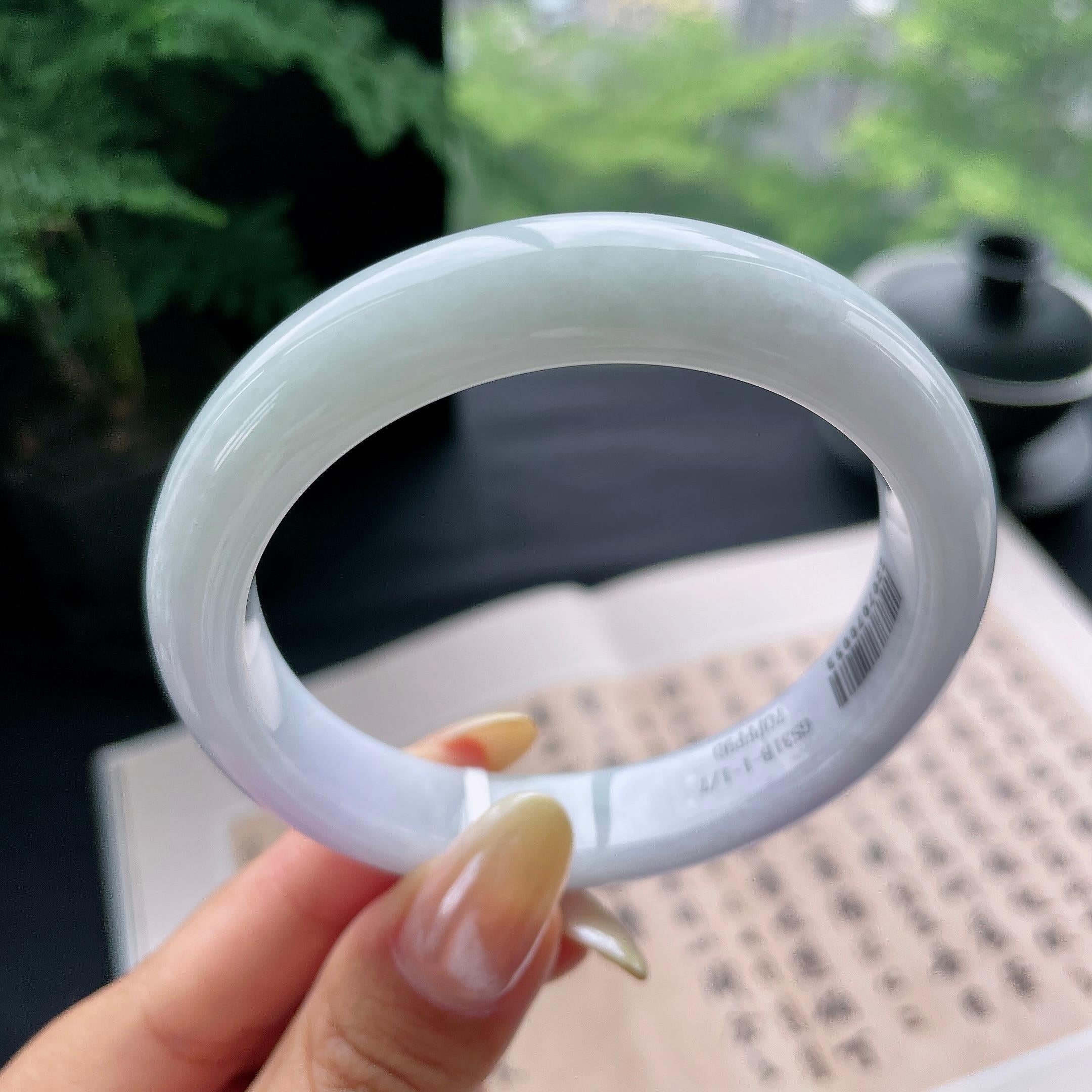 细糯种淡春彩正圈平安镯57.8圈 天然缅甸A货翡翠（yc473076）