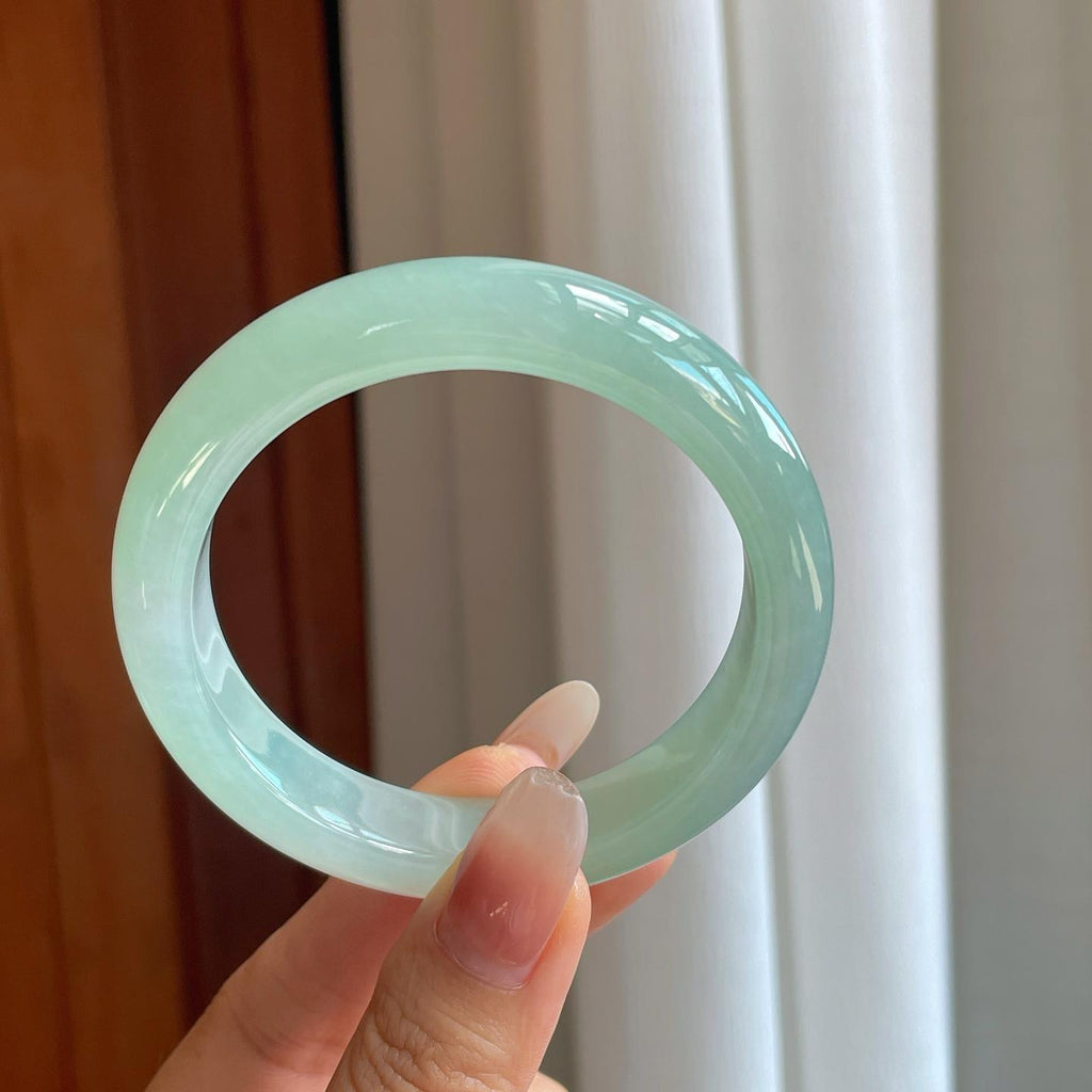 冰种晴底翡翠平安镯（yc281671）