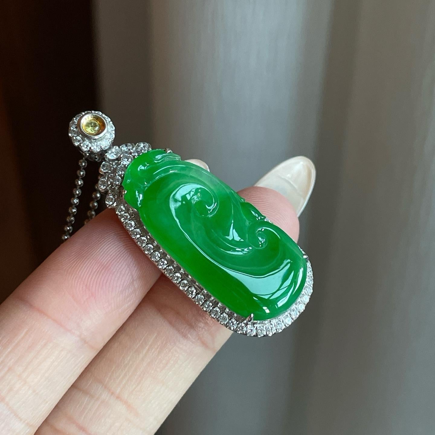 18k金钻镶糯冰种满绿翡翠如意（yc266562）