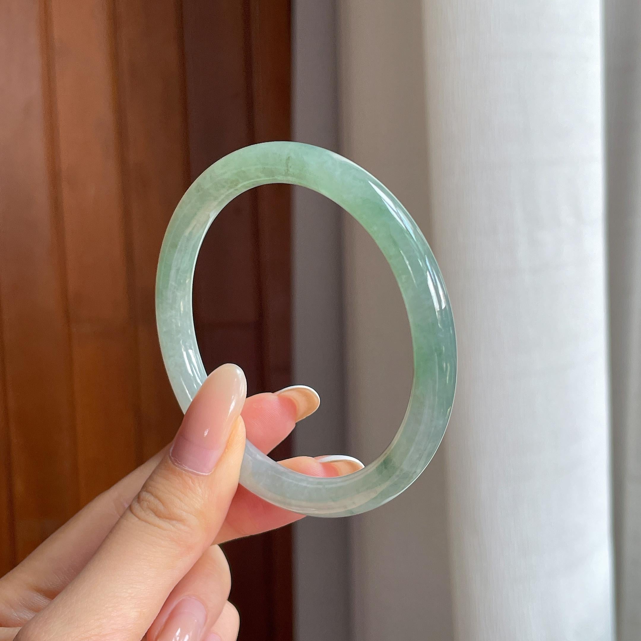 糯冰晴底翡翠圆条手镯（58.8mm)（yc424975）