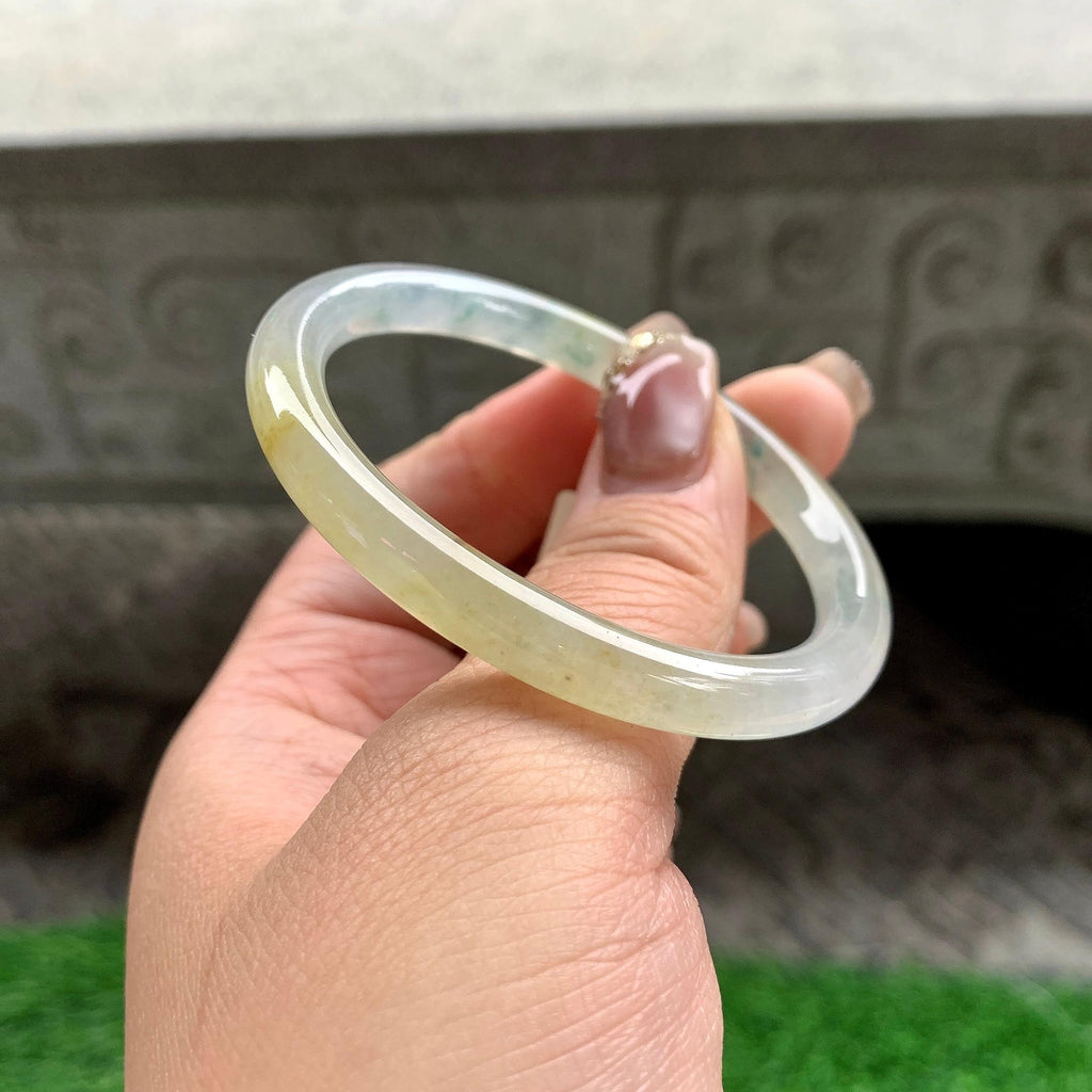 糯冰种黄翡飘花圆条贵妃手镯（51mm）（yc288710）