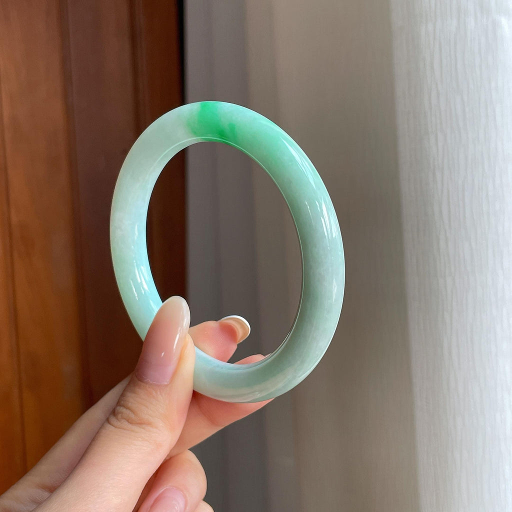 糯冰带色翡翠圆条手镯（55mm)（yc416491）