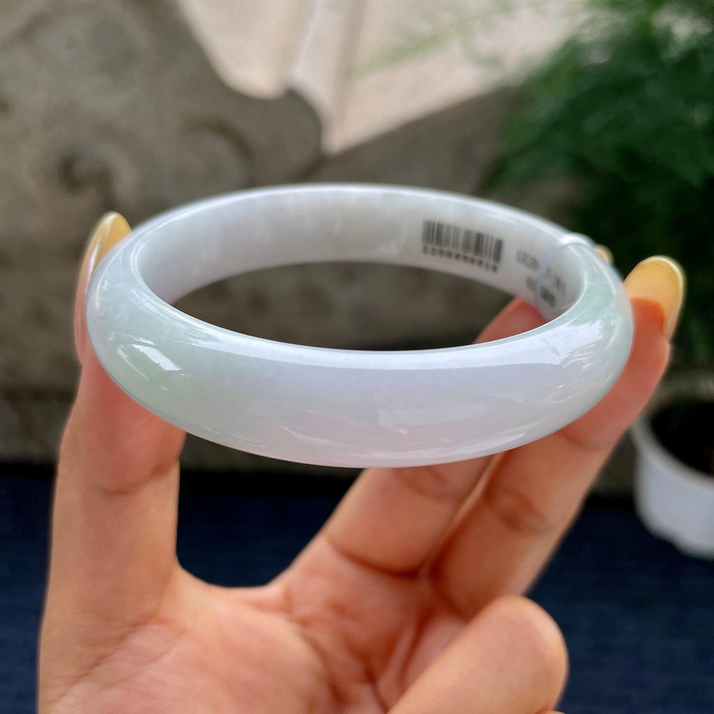 细糯种淡春彩正圈平安镯58.2圈 天然缅甸A货翡翠（yc481948）