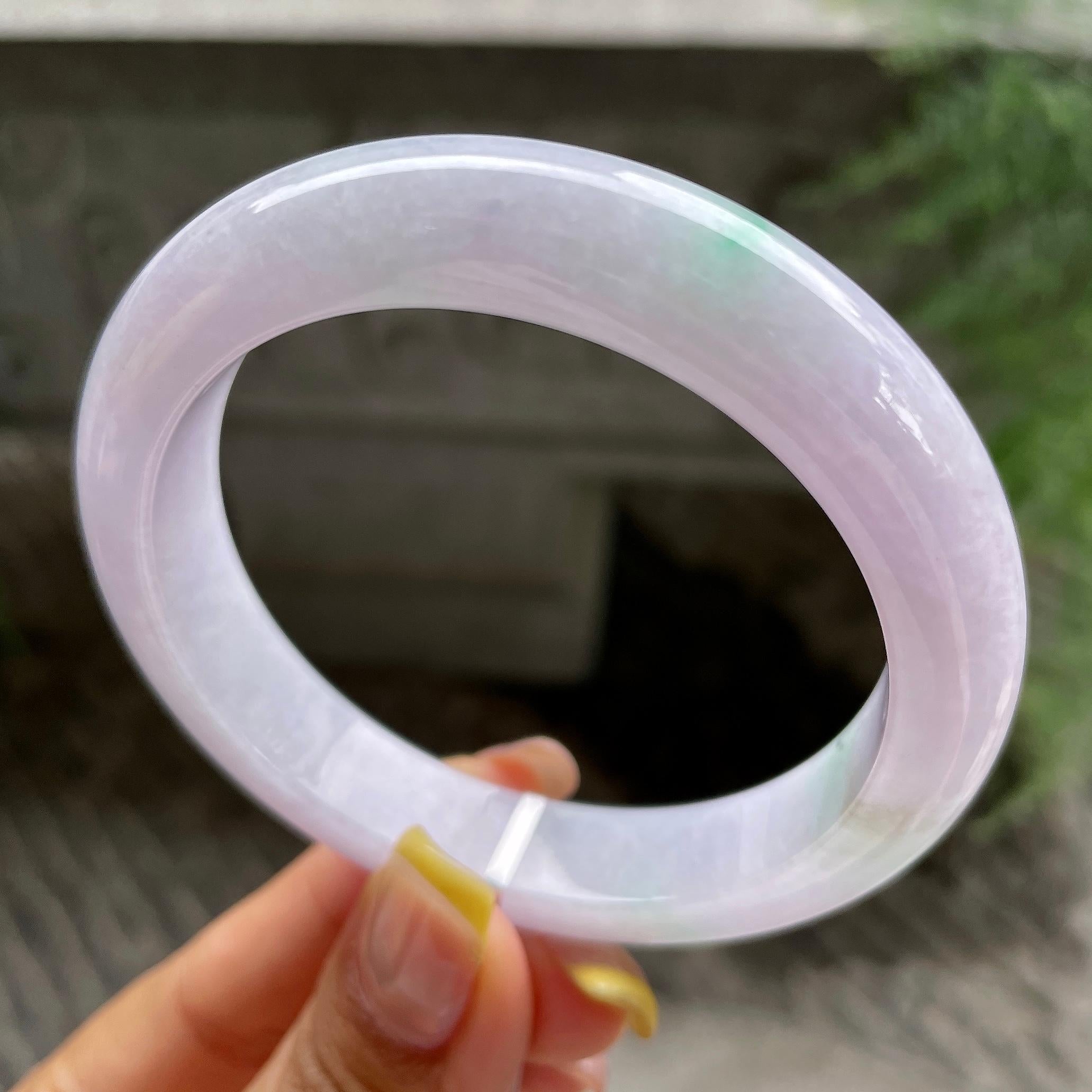 细糯种紫罗兰飘绿花正圈平安镯56.8圈            天然缅甸A货翡翠（yc383142）