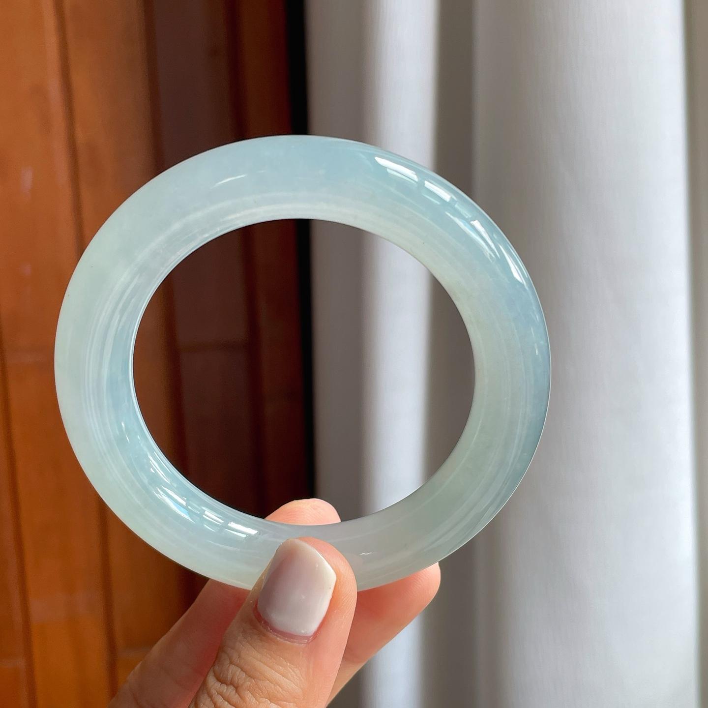 冰种蓝晴底翡翠圆条手镯（55mm）（yc247653）