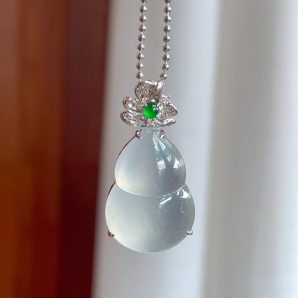 18k金镶冰种无色翡翠葫芦（yc244879）