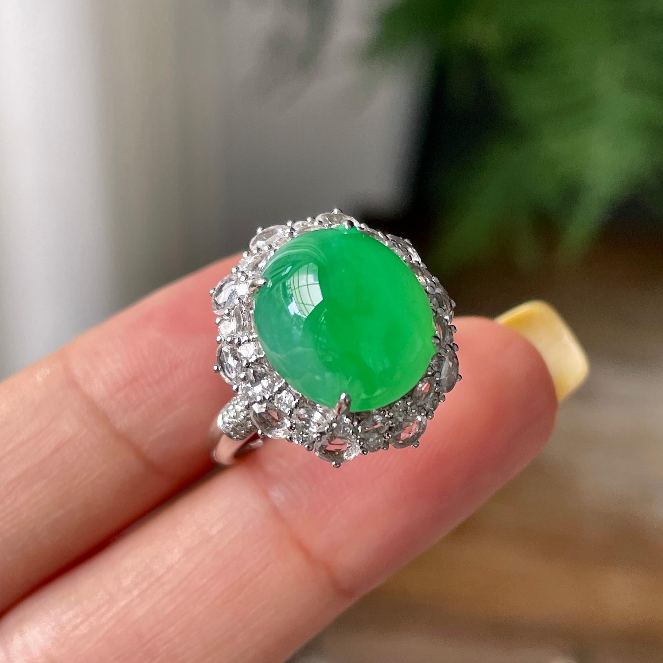 18k金钻镶糯冰种满绿蛋面戒指    天然缅甸A货翡翠（yc363829）