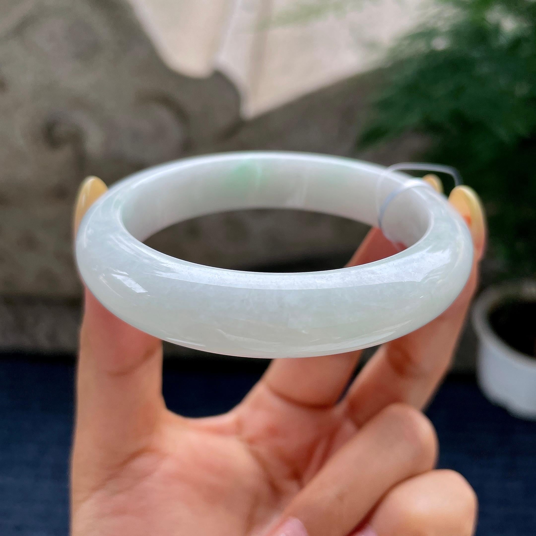 细糯种飘绿花正圈平安镯56.8圈 天然缅甸A货翡翠（yc481941）