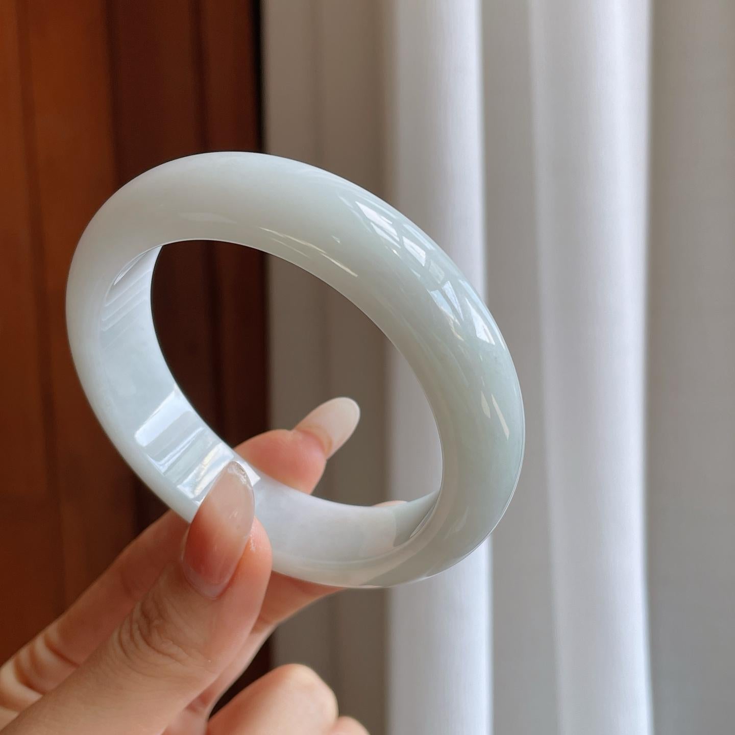 细糯冰白月光翡翠平安镯（59mm）（yc274574）