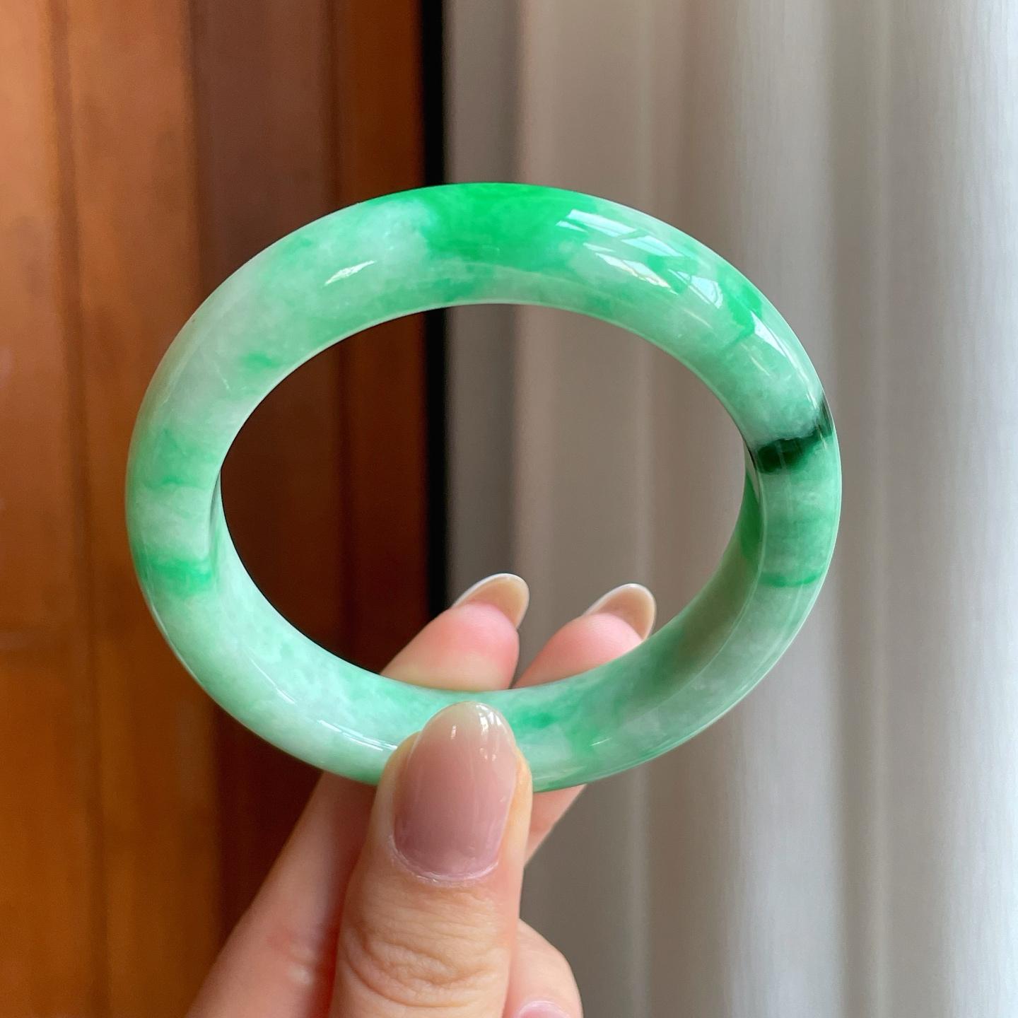 糯种带色翡翠平安镯（52.7mm）（yc374052）