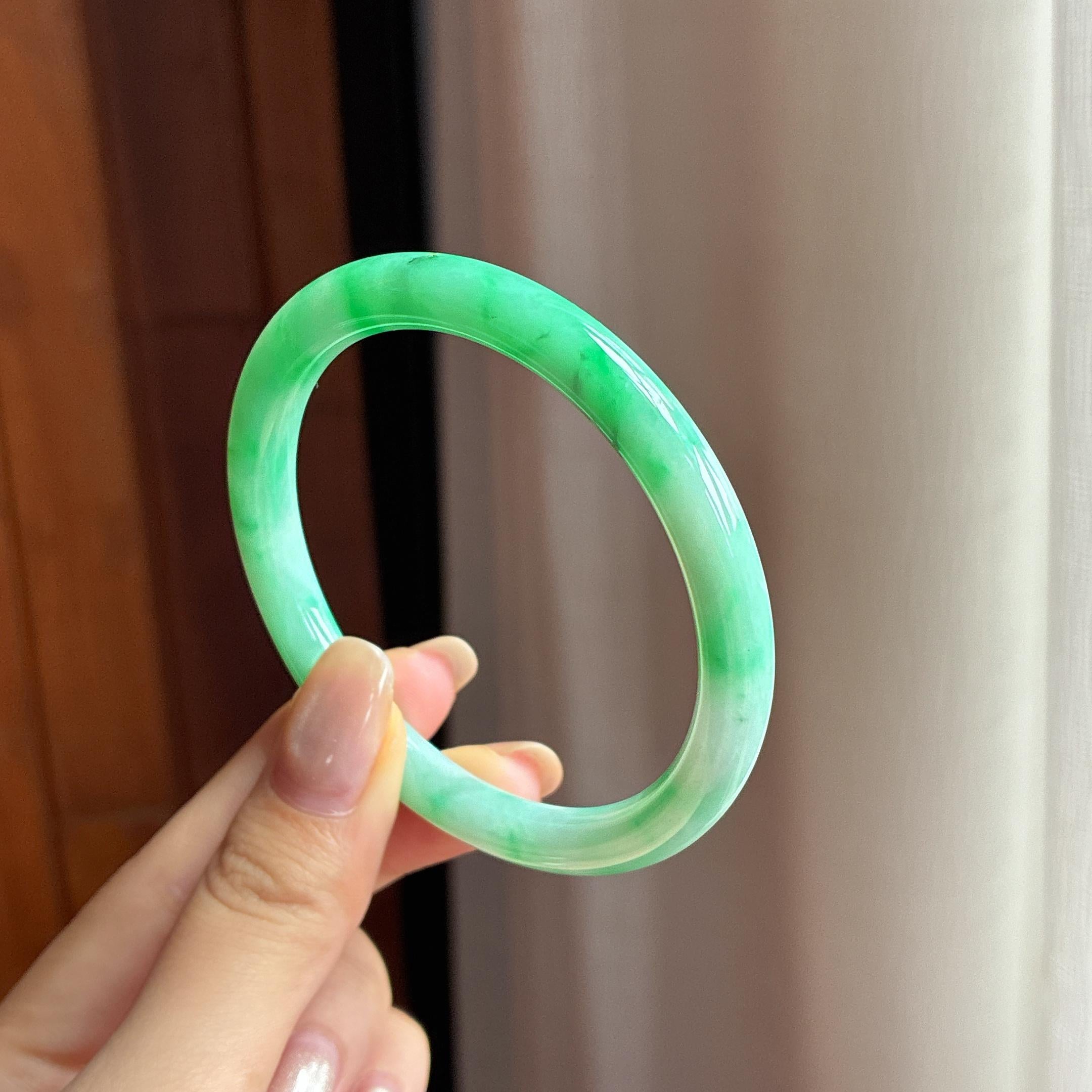 糯冰带色圆条手镯 55圈 天然缅甸A货翡翠（yc440032）