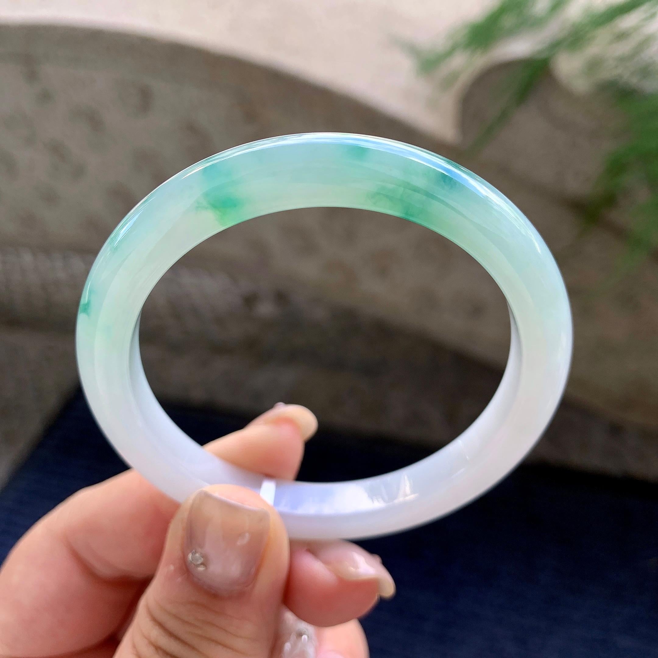 细糯种飘蓝花正圈平安镯  53圈口  天然缅甸A货翡翠（yc457010）