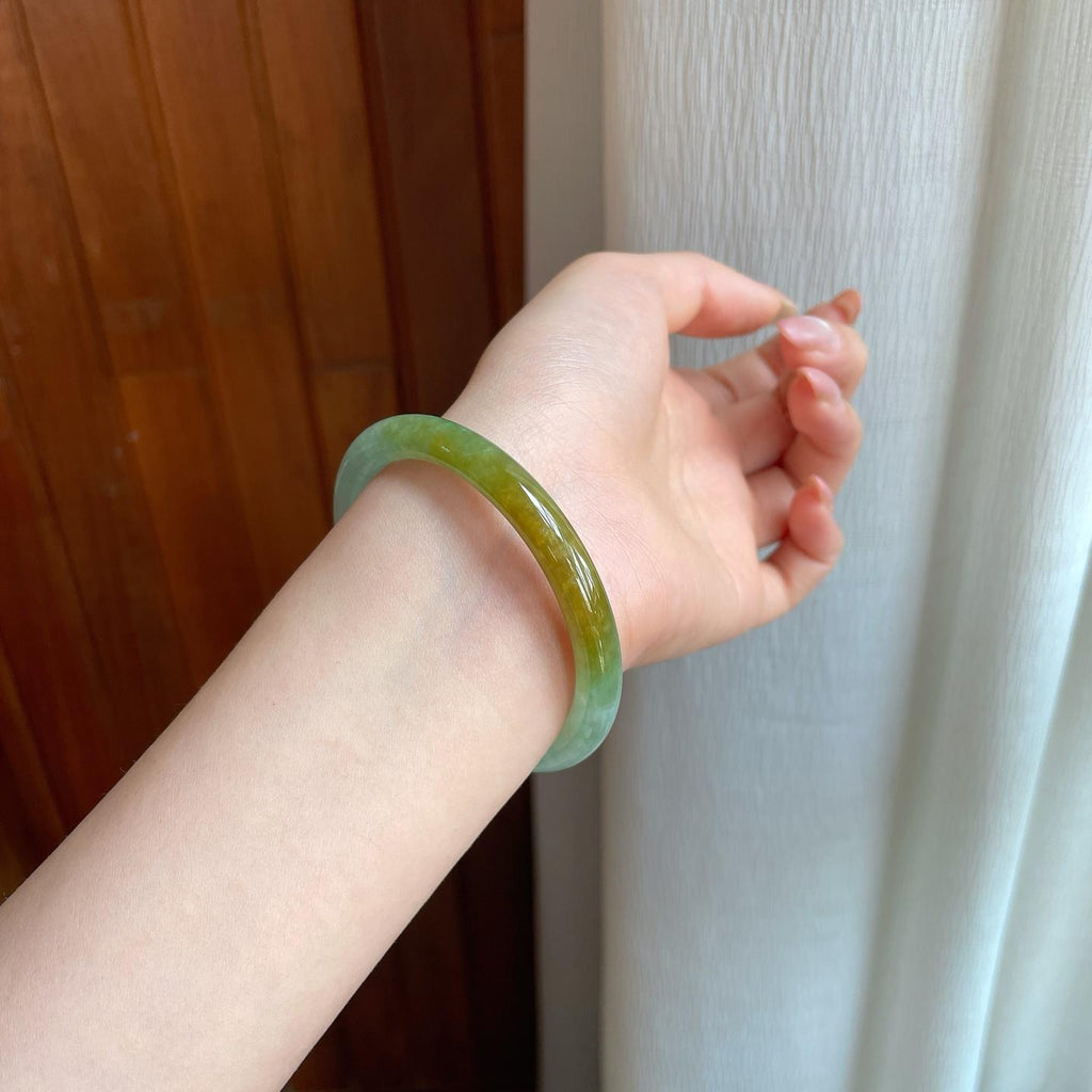 糯冰黄加绿翡翠圆条手镯（52mm)（yc365769）