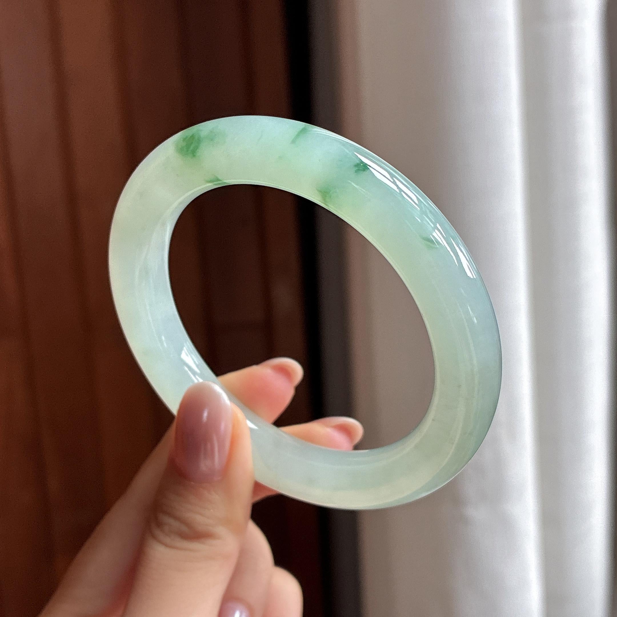 冰种飘花圆条手镯 55圈 天然缅甸A货翡翠（yc506746）