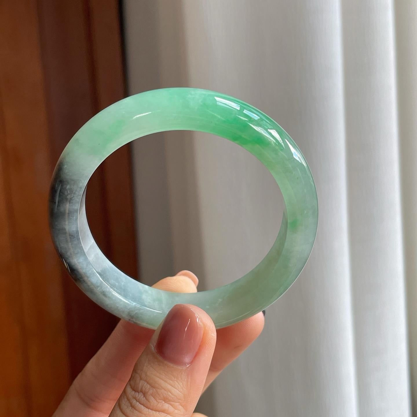 糯冰带色乌鸡特色镯（54mm）（yc277379）