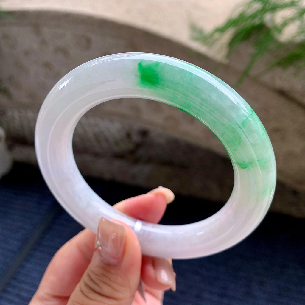 大圈口 糯种淡粉底淡飘阳绿圆条手镯 58.5圈口 天然缅甸A货翡翠（yc461807）