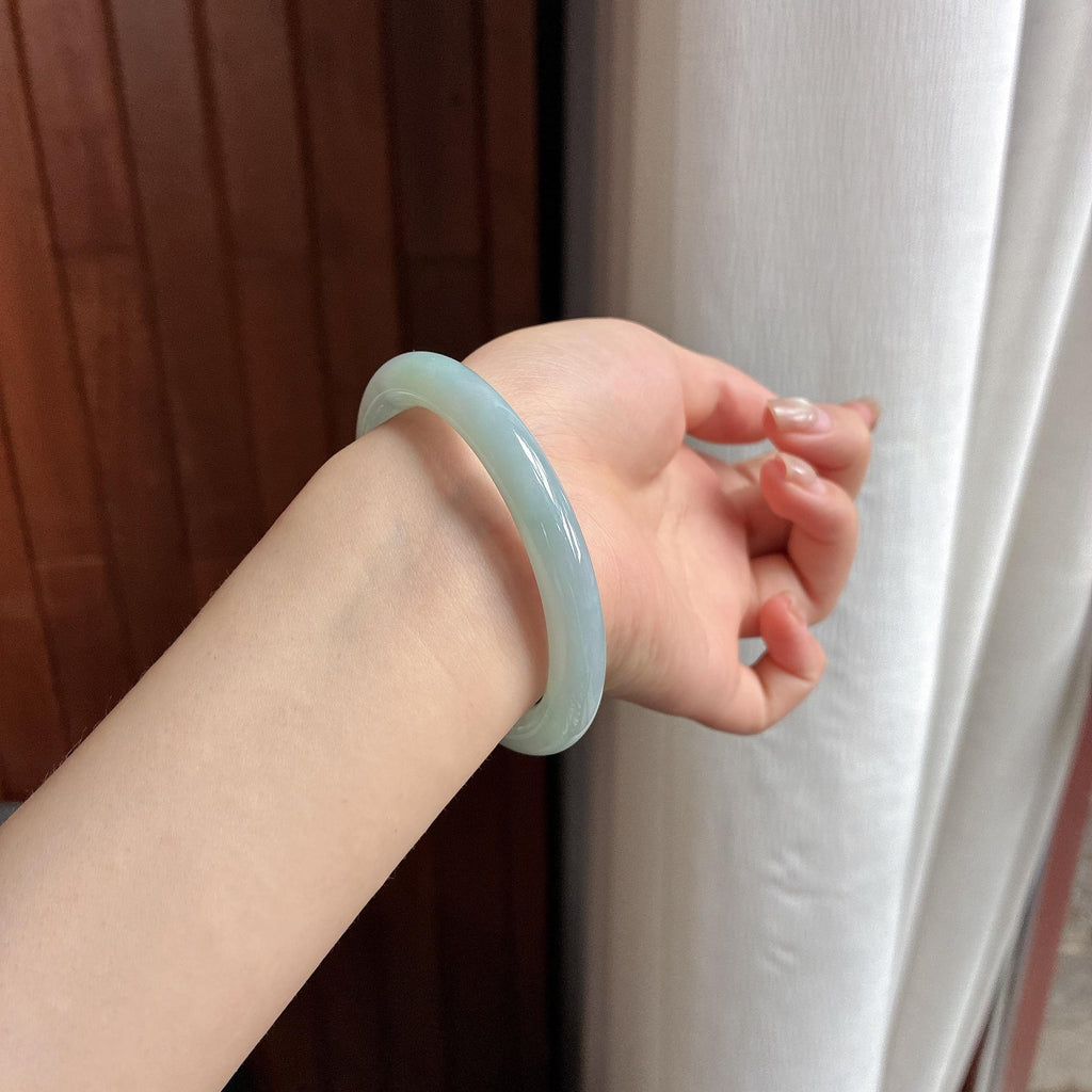 细糯种蓝晴圆条手镯 55圈 天然缅甸A货翡翠（yc483715）