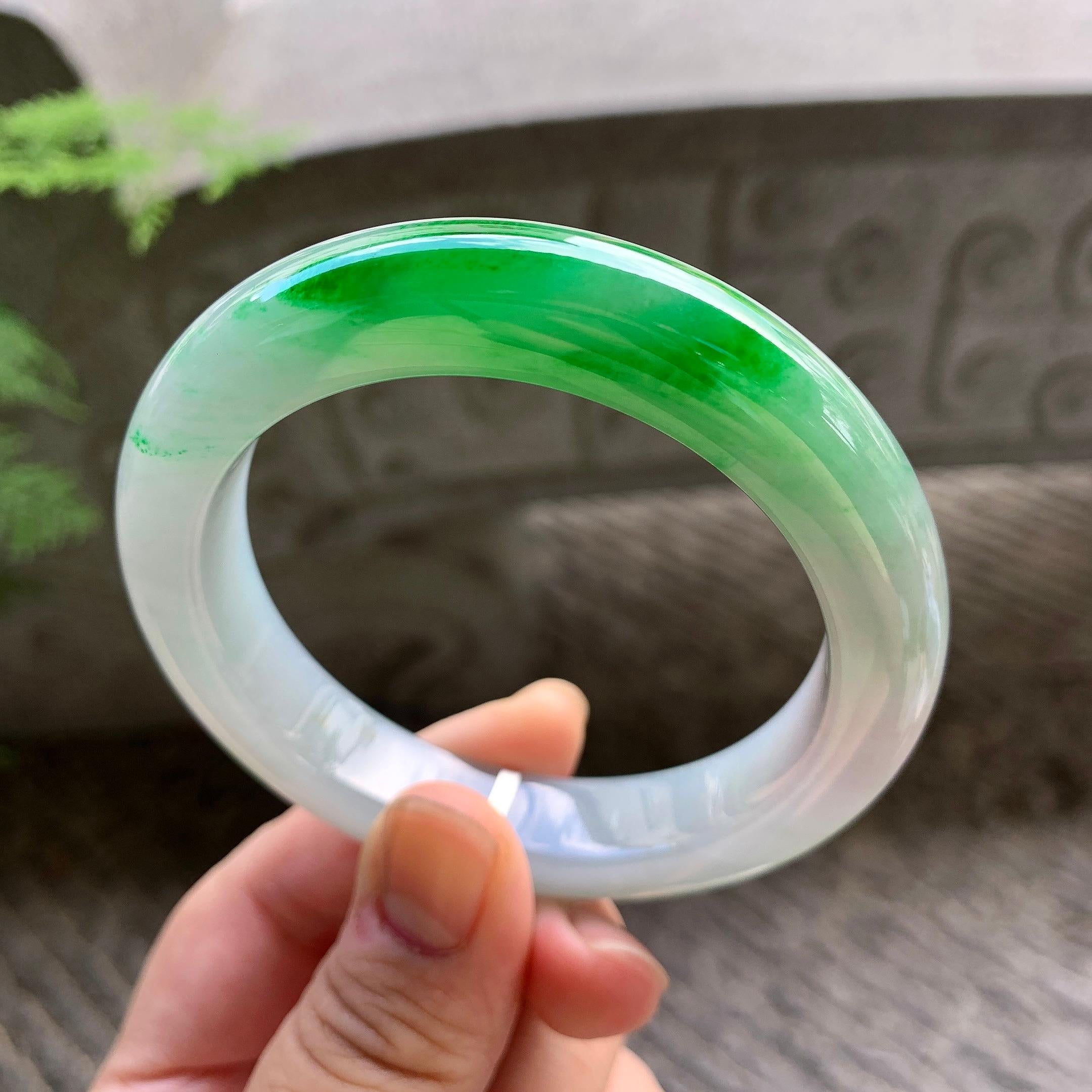 细糯种飘阳绿平安镯（57mm）（yc202376）