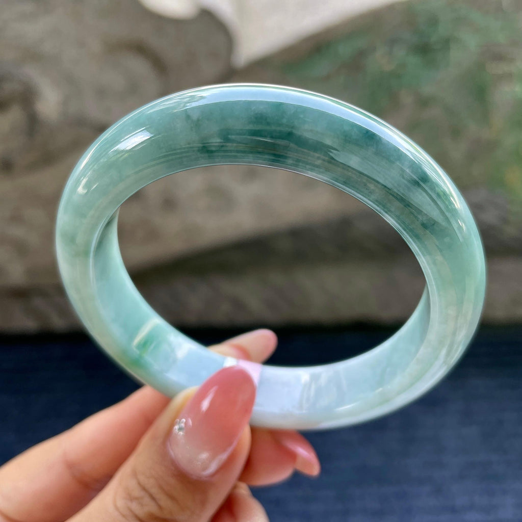 细糯种晴底飘花平安镯56.9圈      天然缅甸A货翡翠（yc426018）