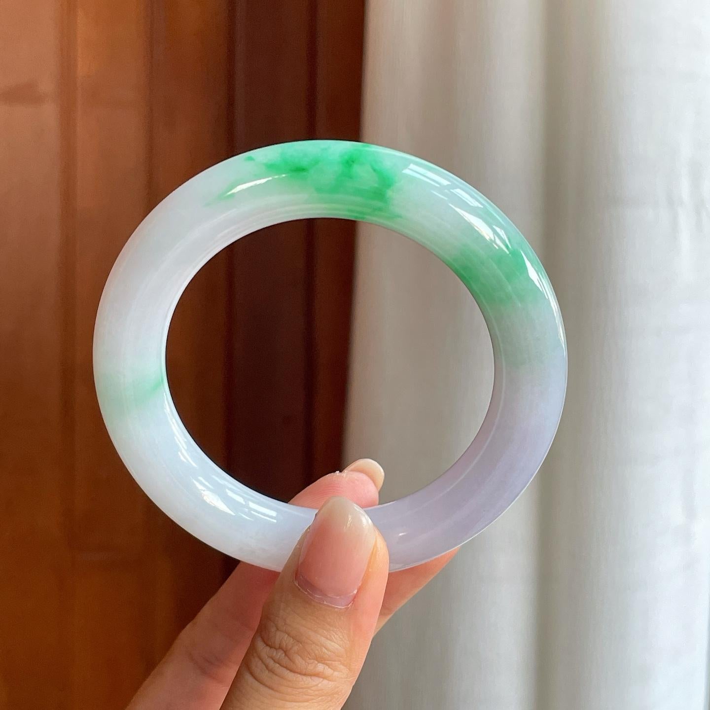 糯冰春底带色翡翠圆条手镯（57mm）（yc410817）