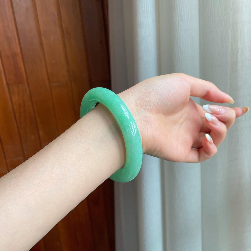 糯冰满绿翡翠胖圆条手镯（58.3mm)（yc416021）